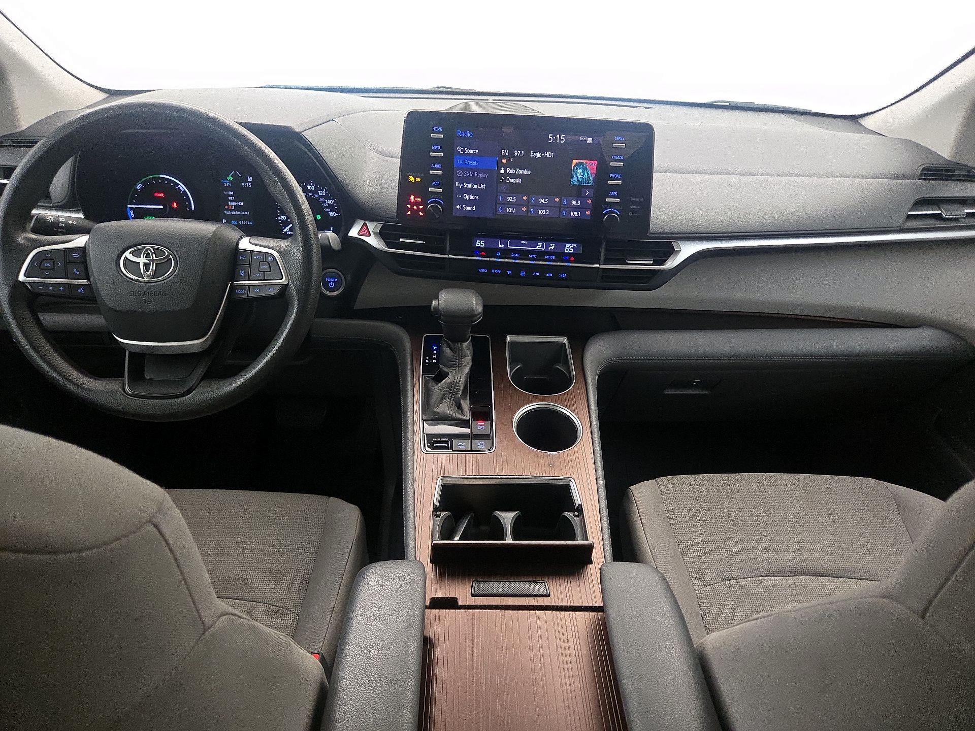 Thumbnail: 2021 Toyota Sienna - 9