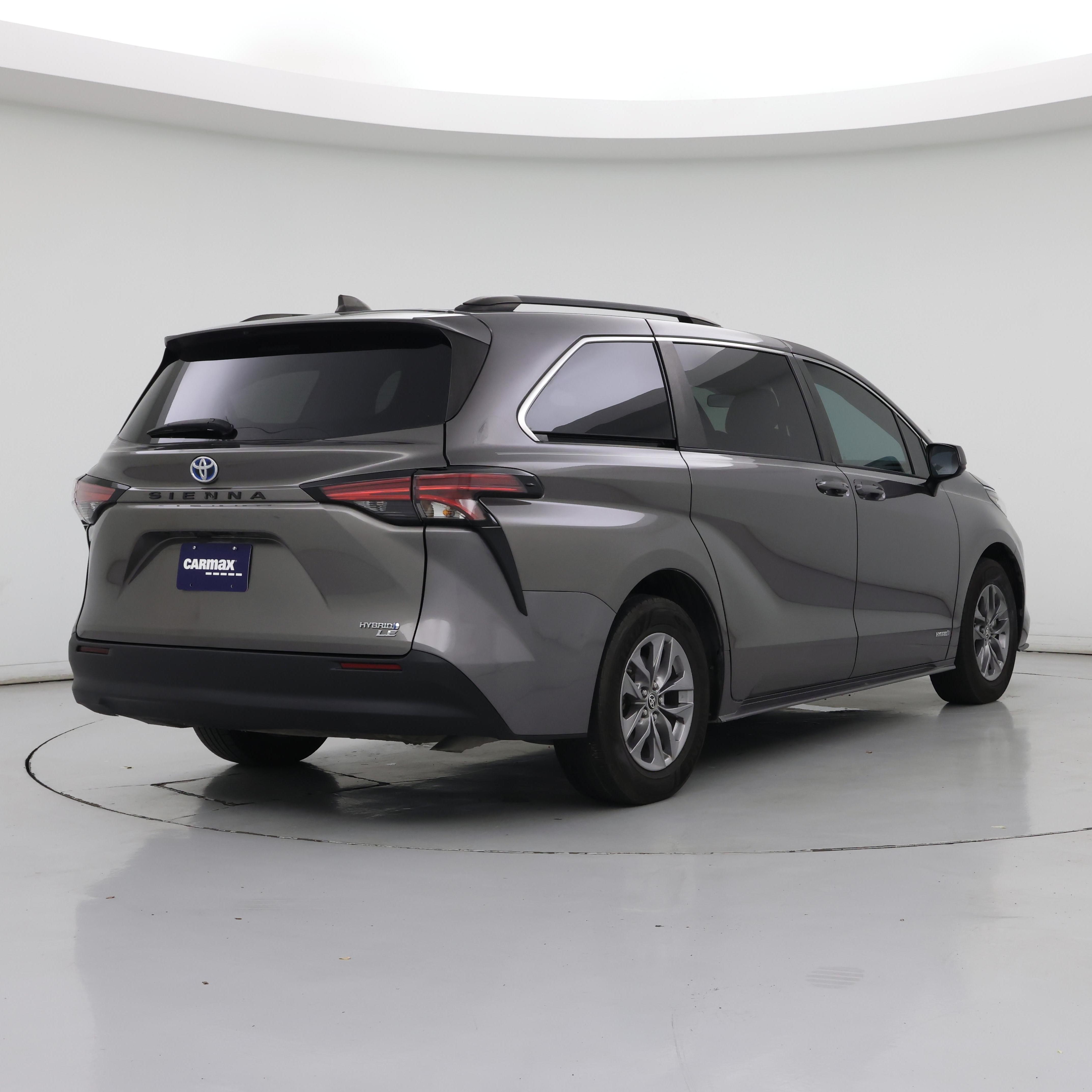 Thumbnail: 2021 Toyota Sienna - 8