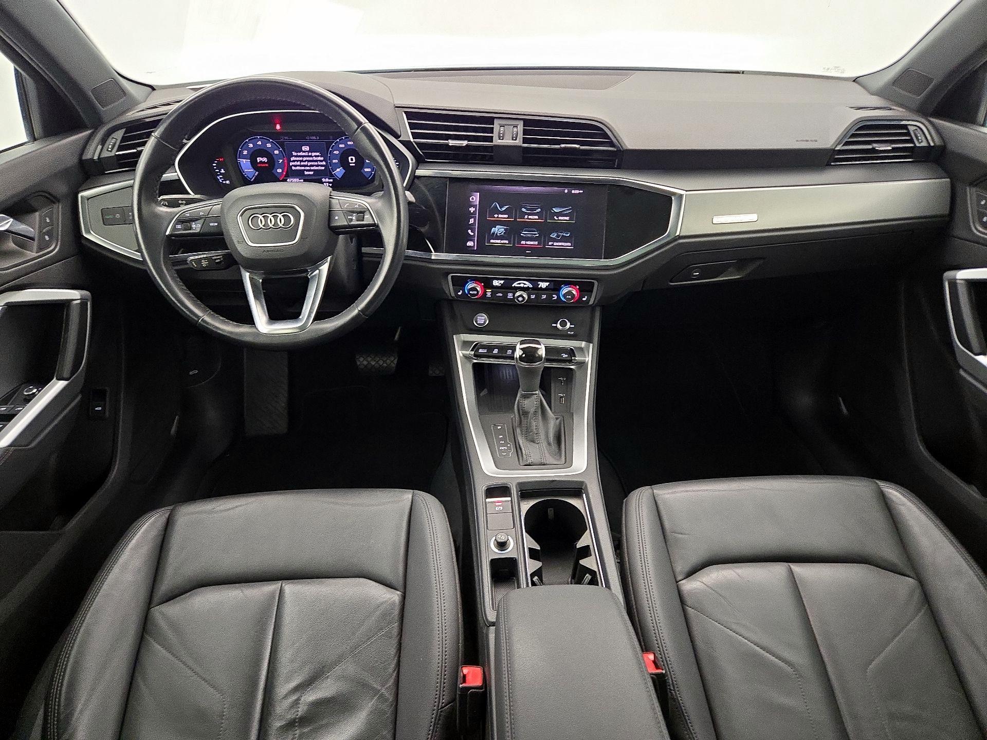 Thumbnail: 2020 Audi Q3 - 9