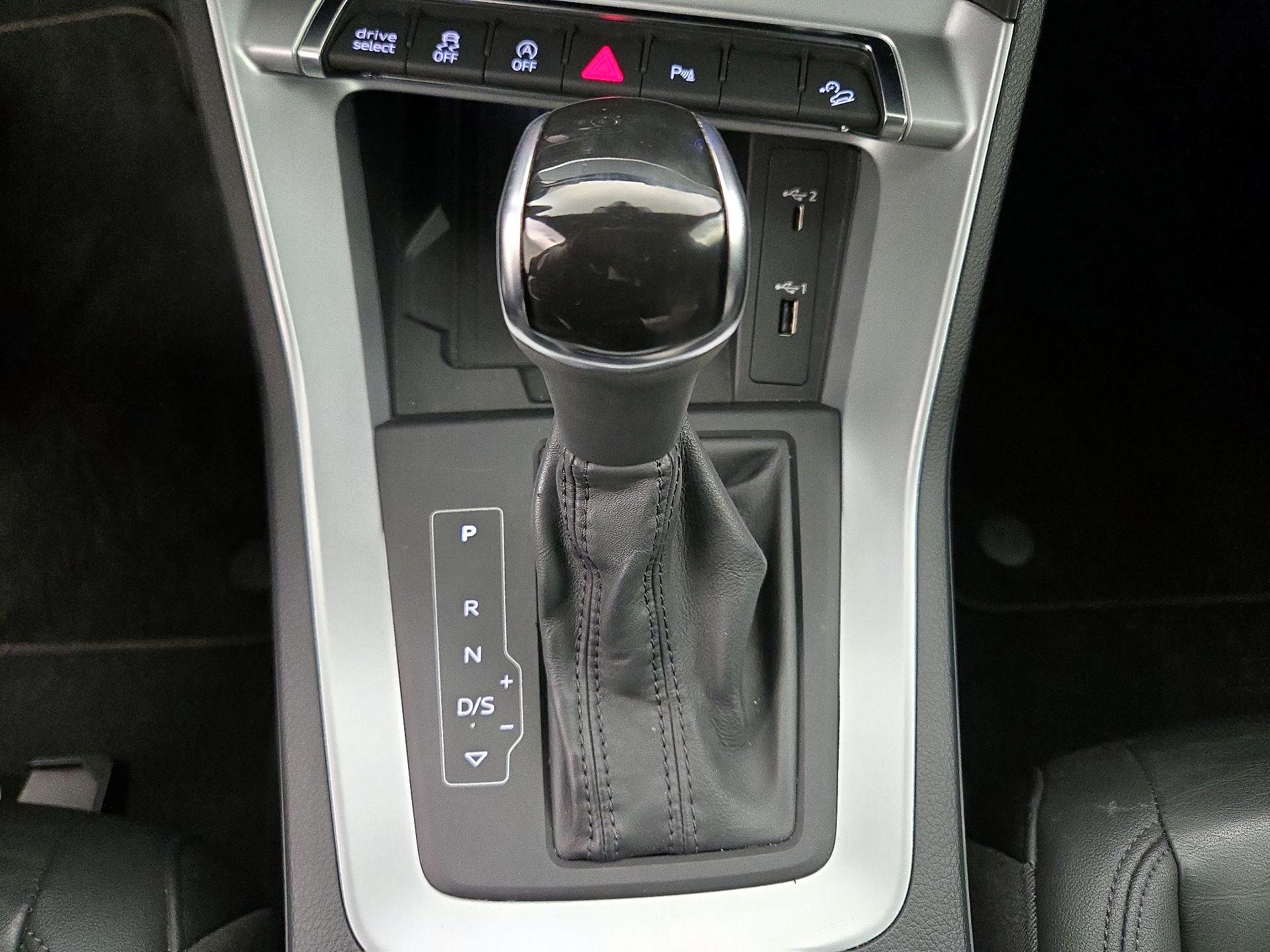 Thumbnail: 2020 Audi Q3 - 17