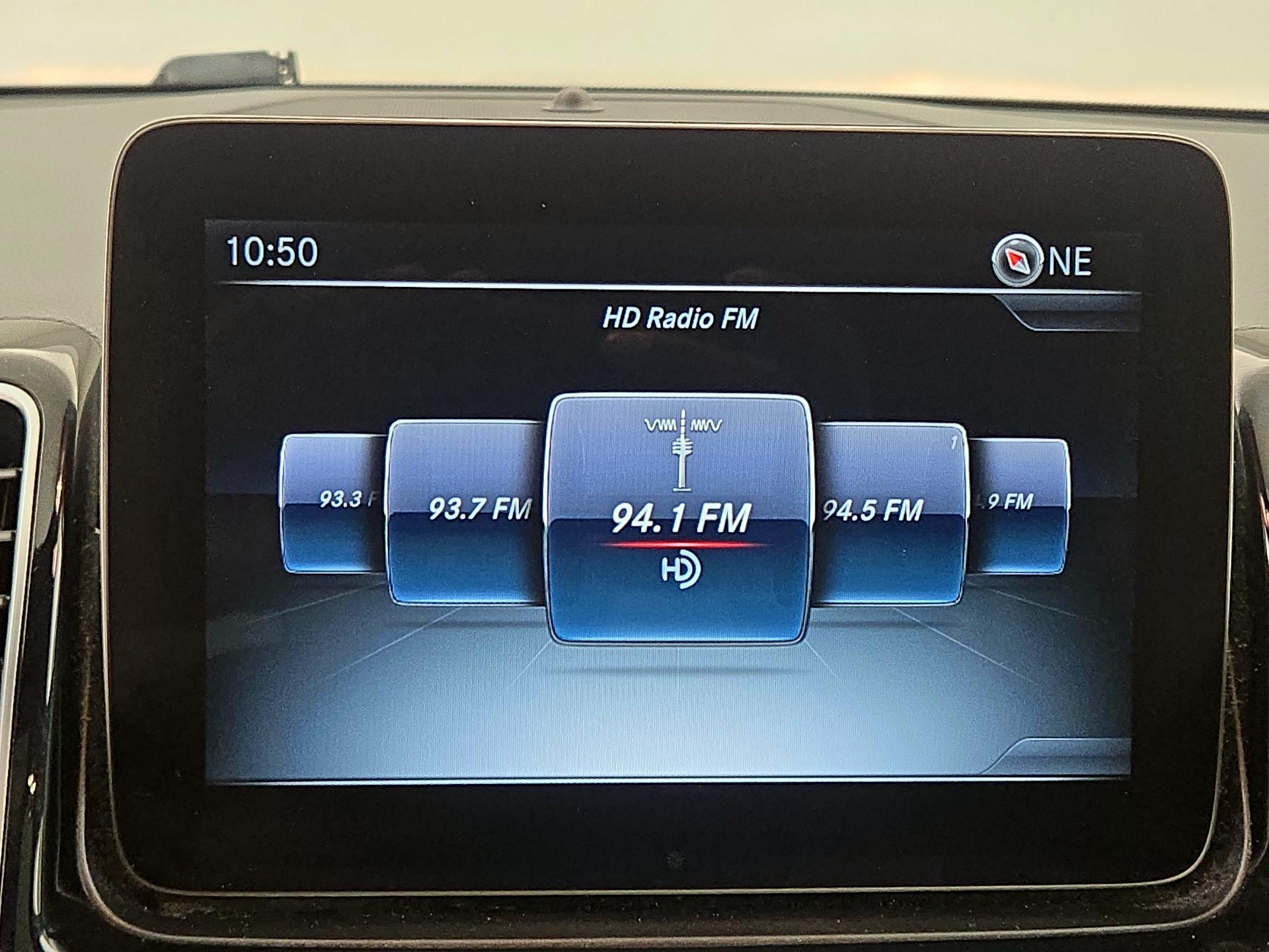 Thumbnail: 2016 Mercedes-Benz GLE - 16