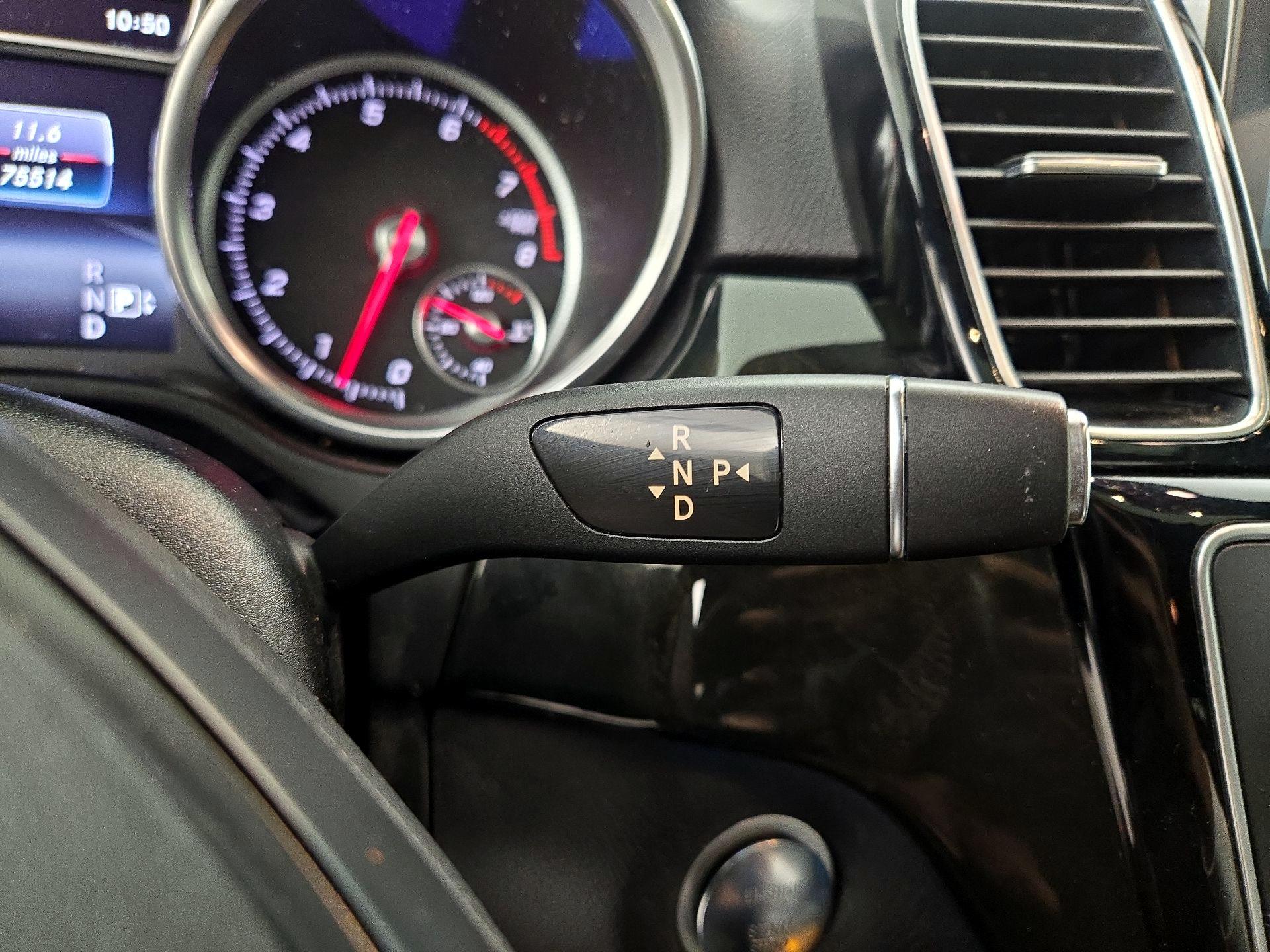 Thumbnail: 2016 Mercedes-Benz GLE - 18