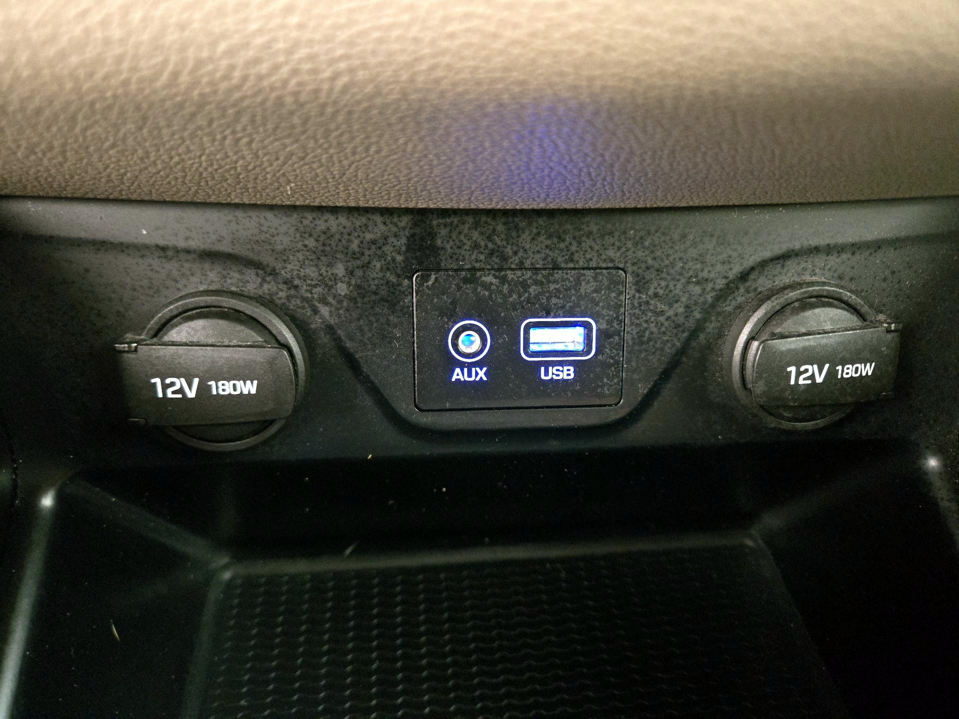 Thumbnail: 2016 Hyundai Tucson - 18