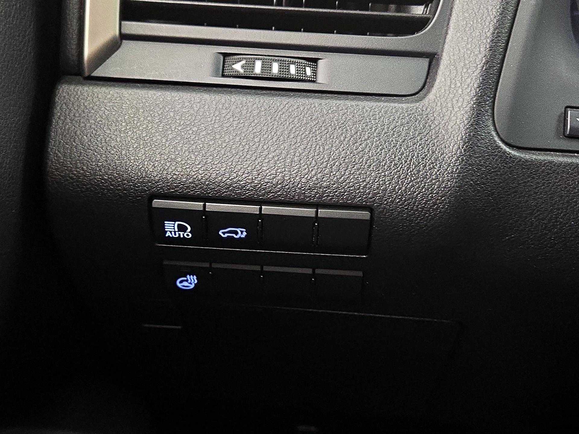 Thumbnail: 2017 Lexus RX - 13