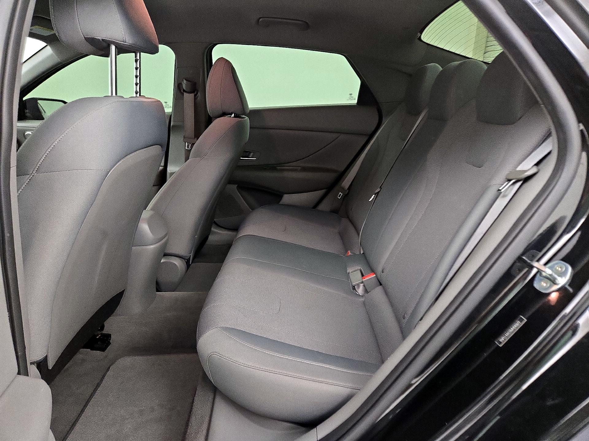 Thumbnail: 2021 Hyundai Elantra - 20