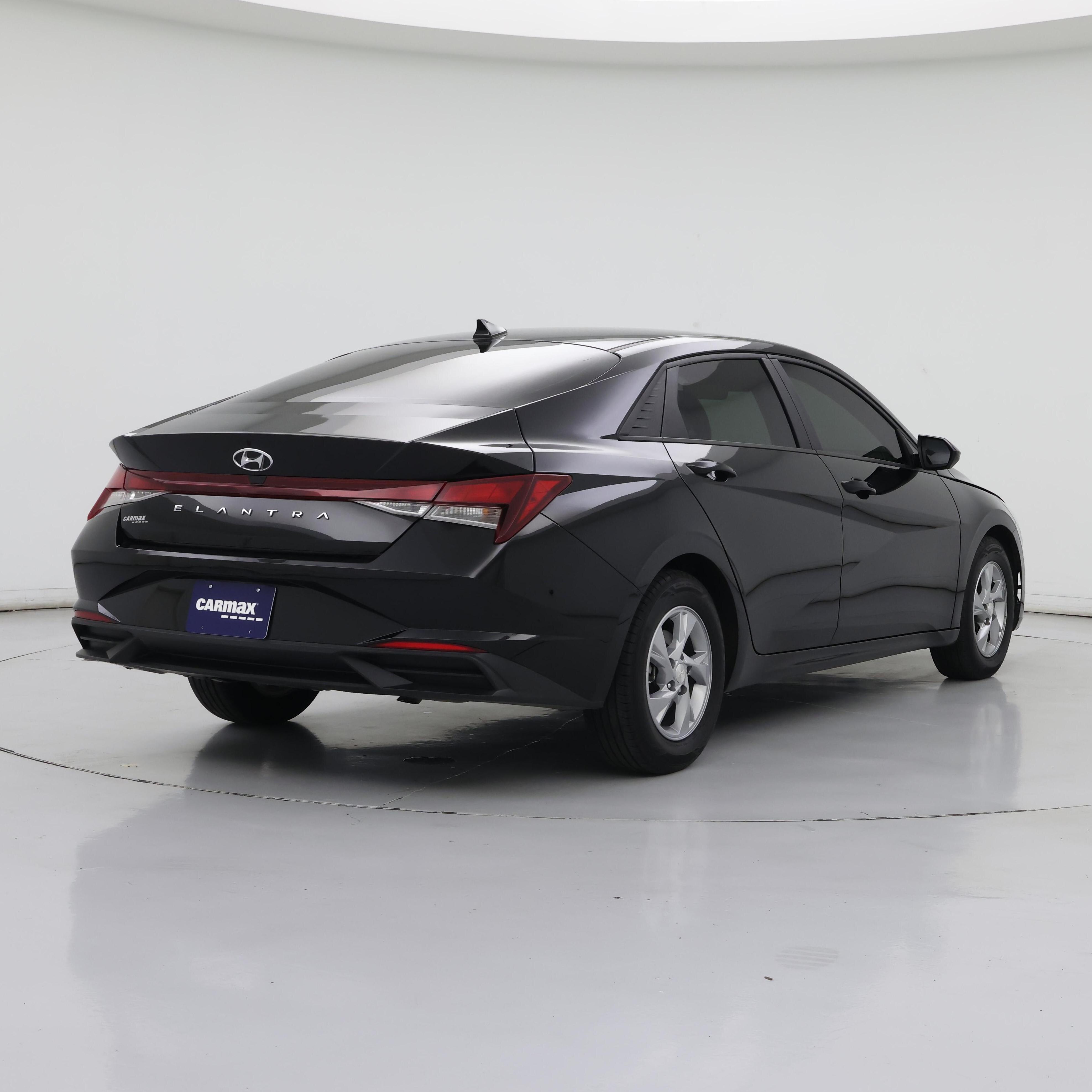 Thumbnail: 2021 Hyundai Elantra - 8