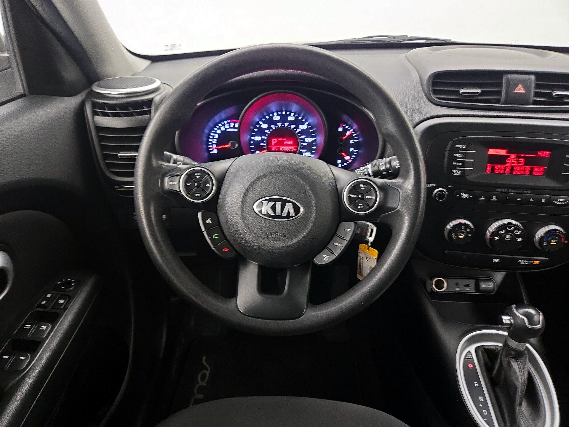 Thumbnail: 2014 Kia Soul - 10