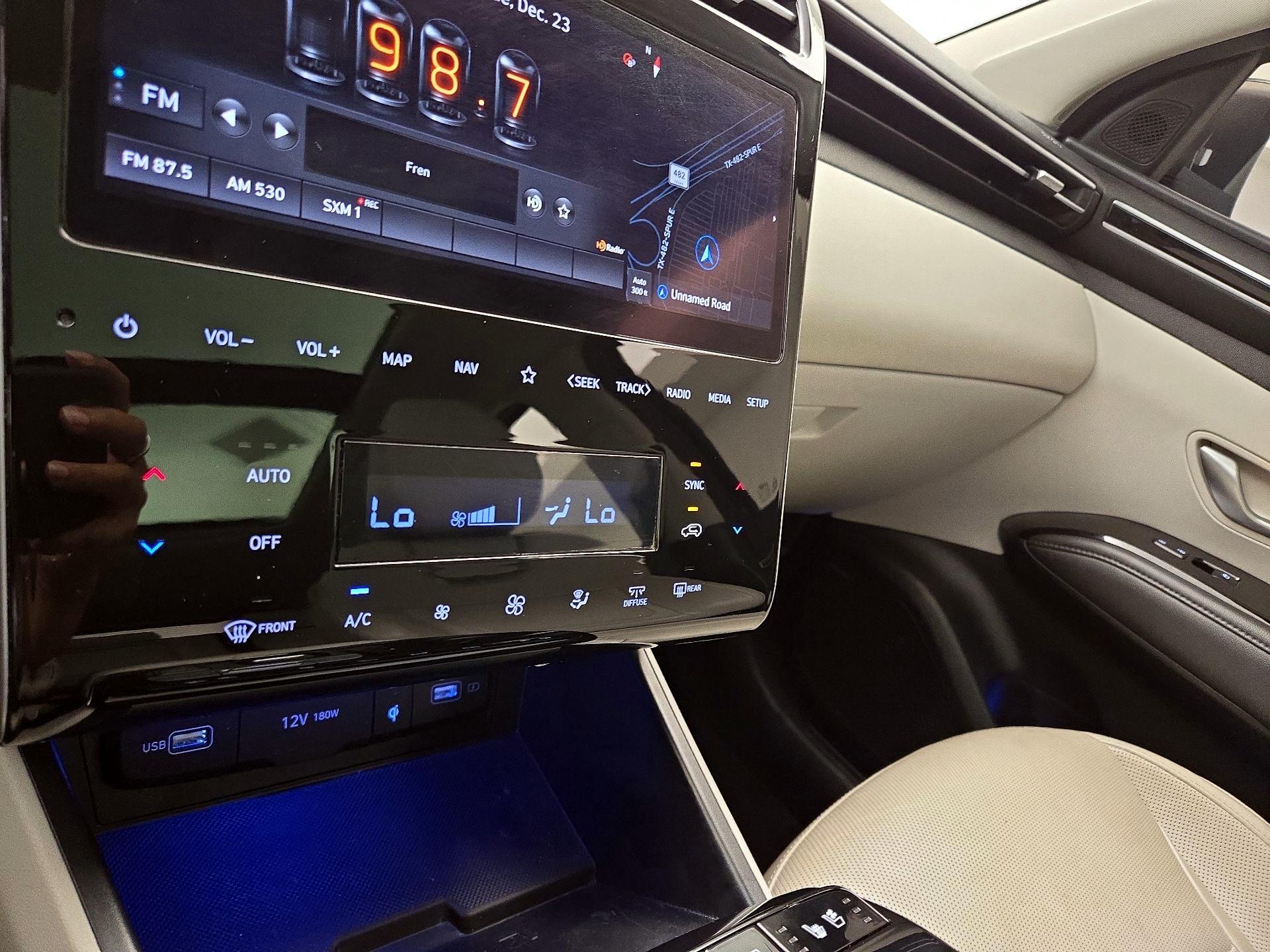 Thumbnail: 2022 Hyundai Tucson - 17