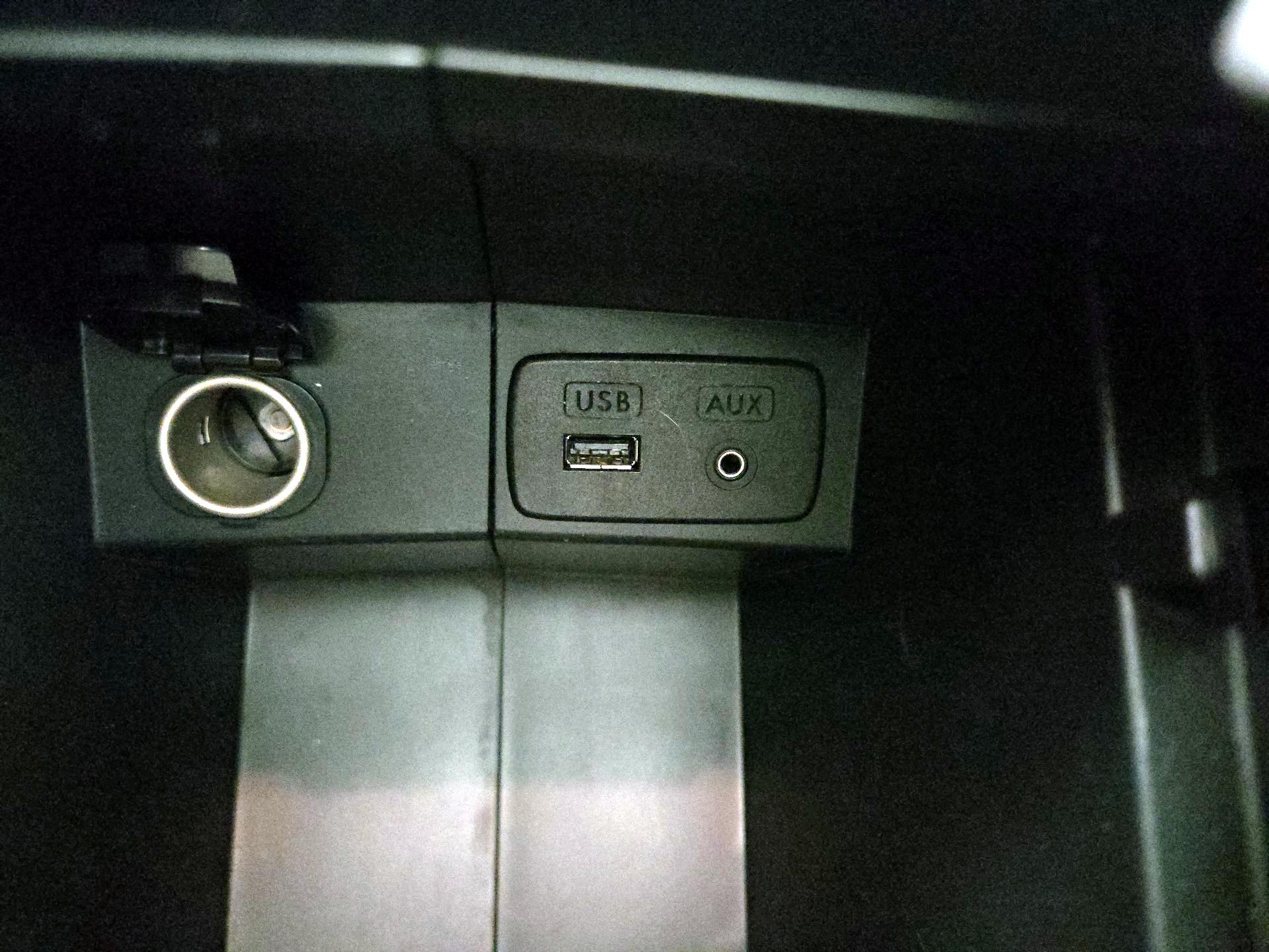 Thumbnail: 2014 Subaru Forester - 18