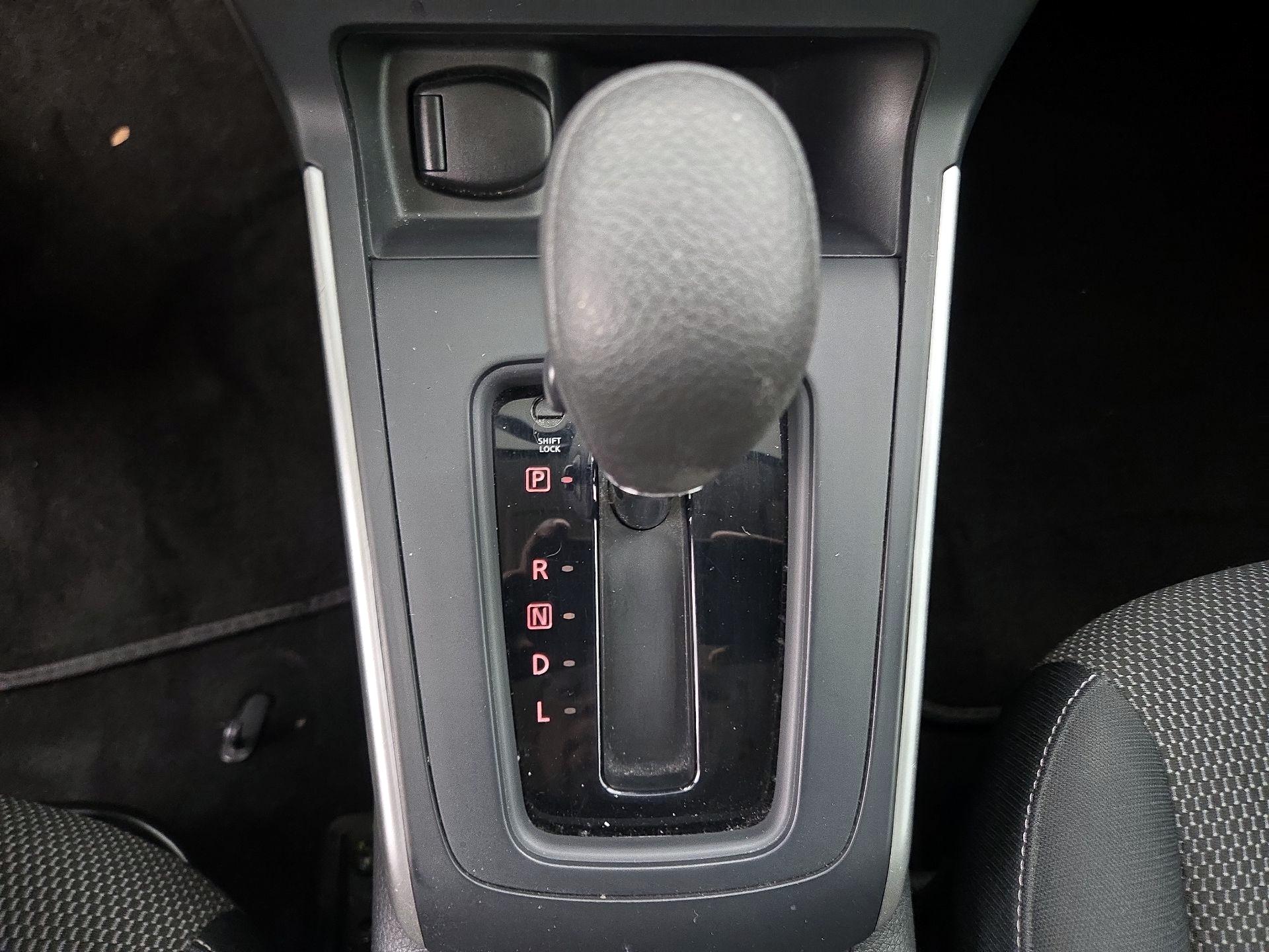 Thumbnail: 2016 Nissan Sentra - 16