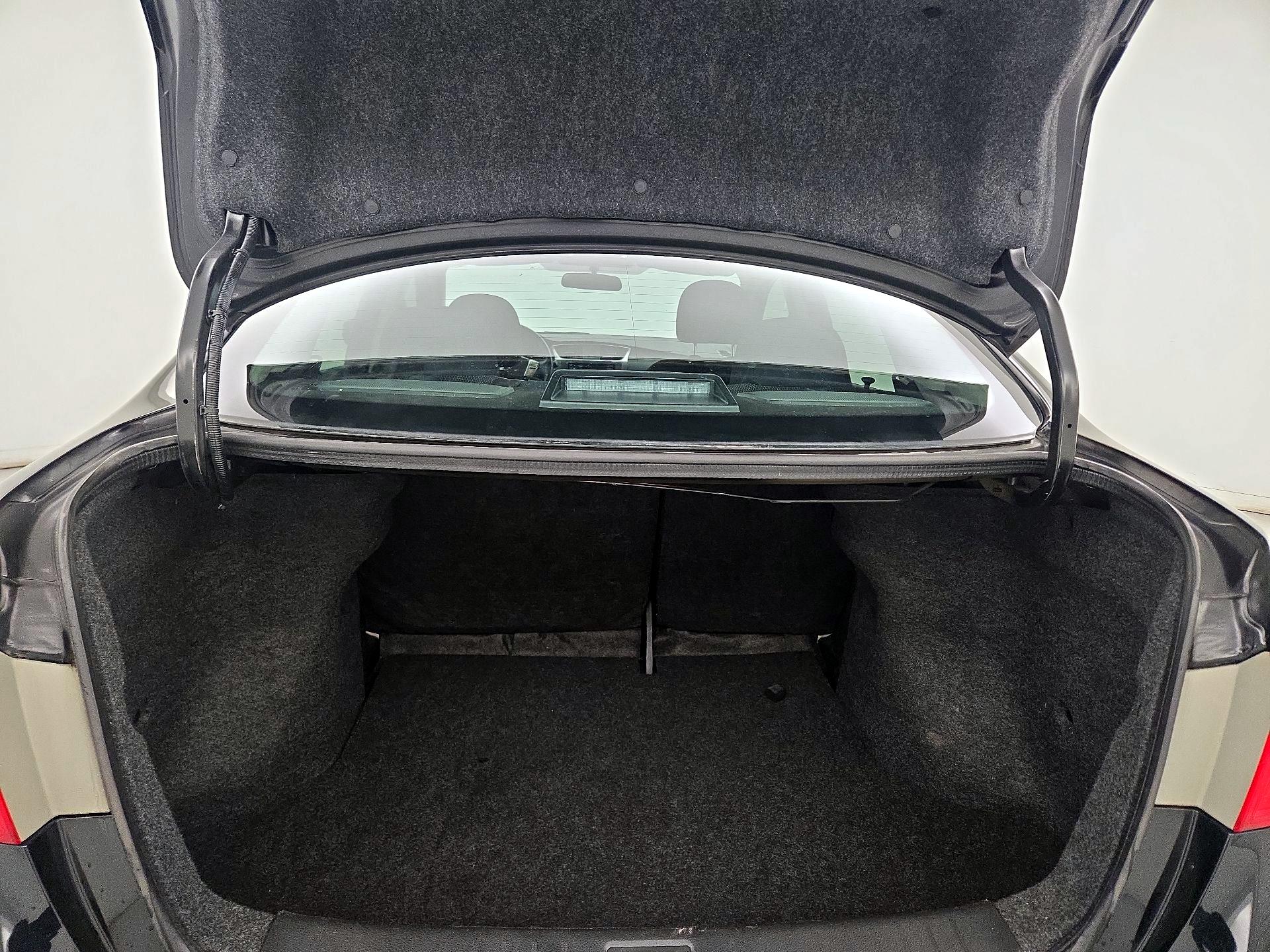 Thumbnail: 2016 Nissan Sentra - 19