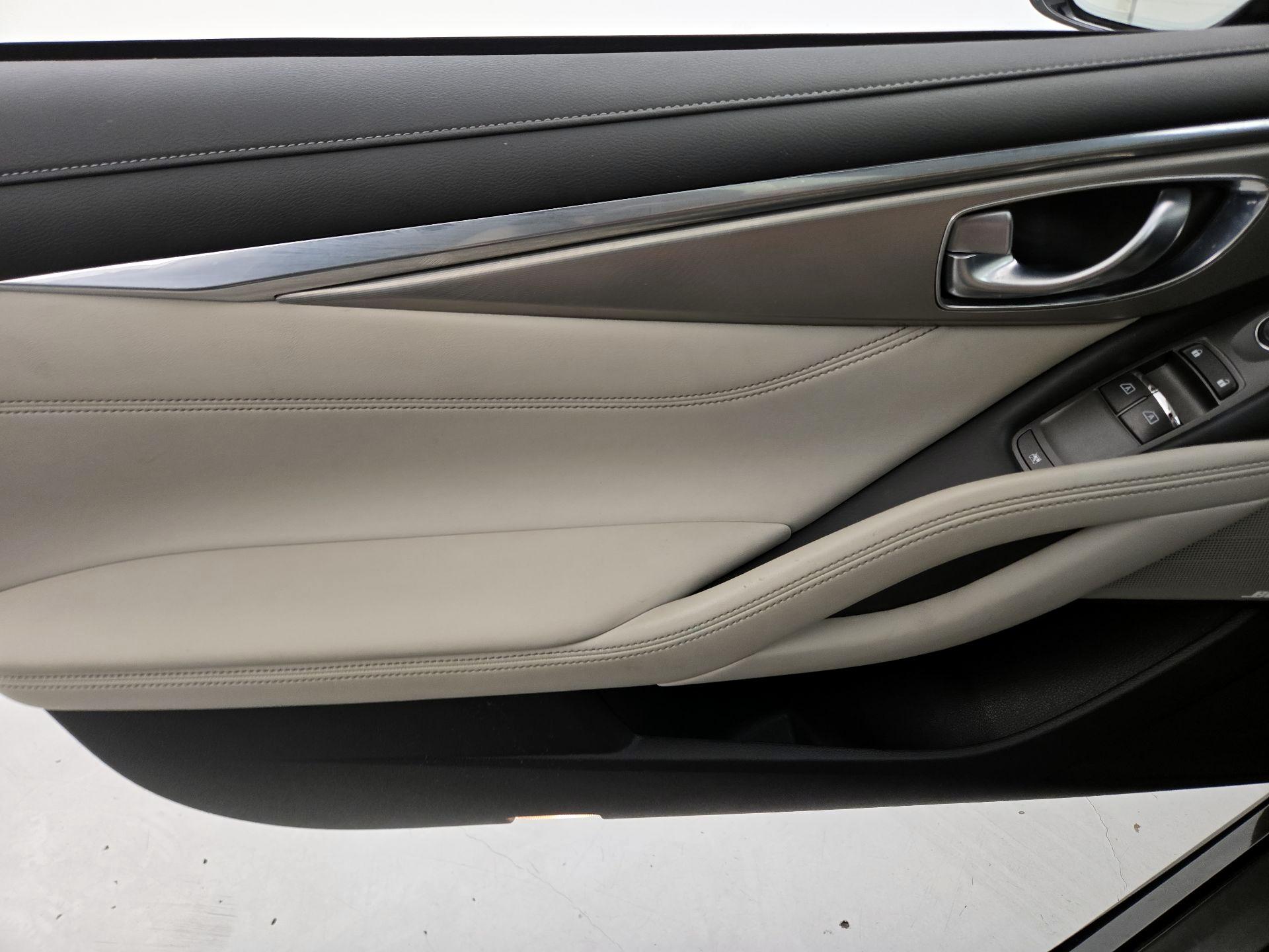 Thumbnail: 2018 INFINITI Q60 - 12