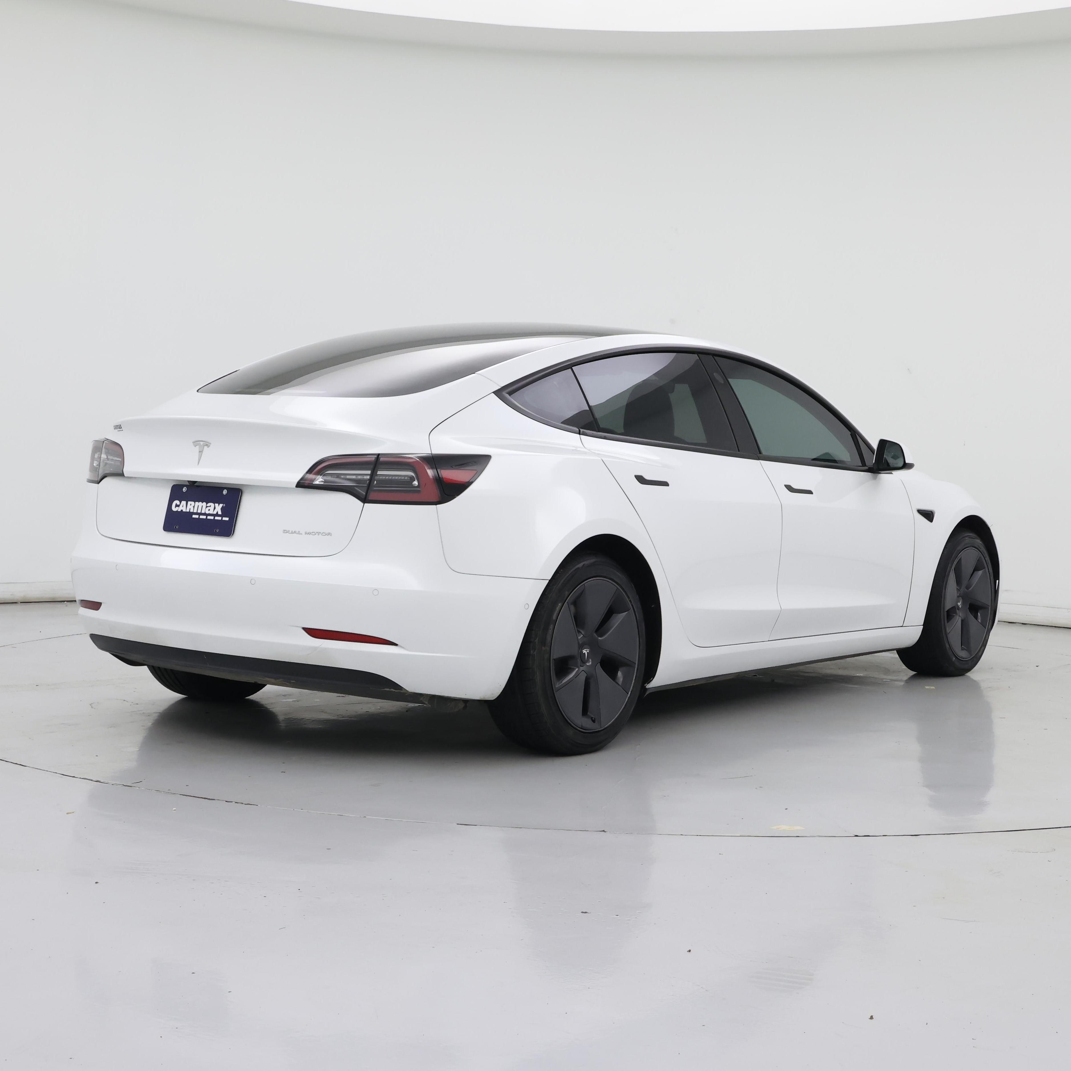 Thumbnail: 2022 Tesla Model 3 - 8