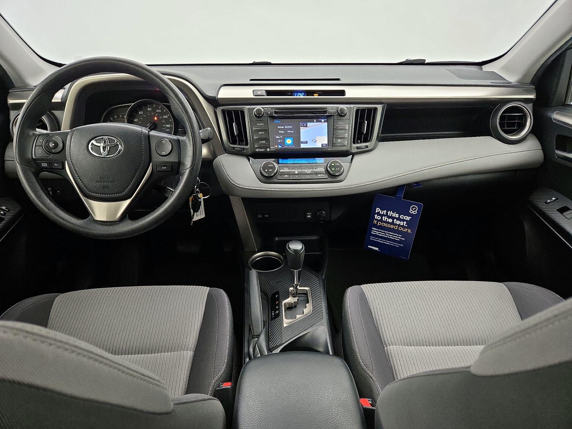 Thumbnail: 2015 Toyota RAV4 - 9
