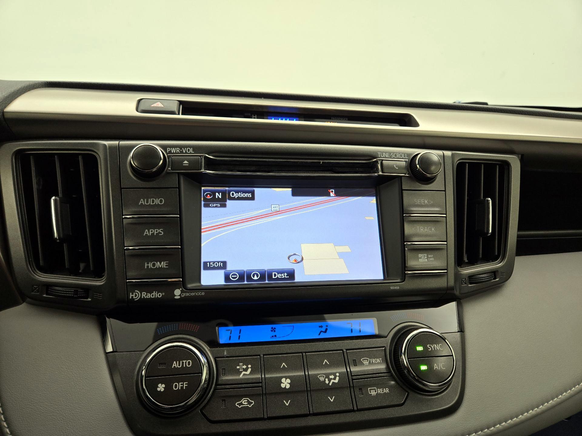 Thumbnail: 2015 Toyota RAV4 - 14