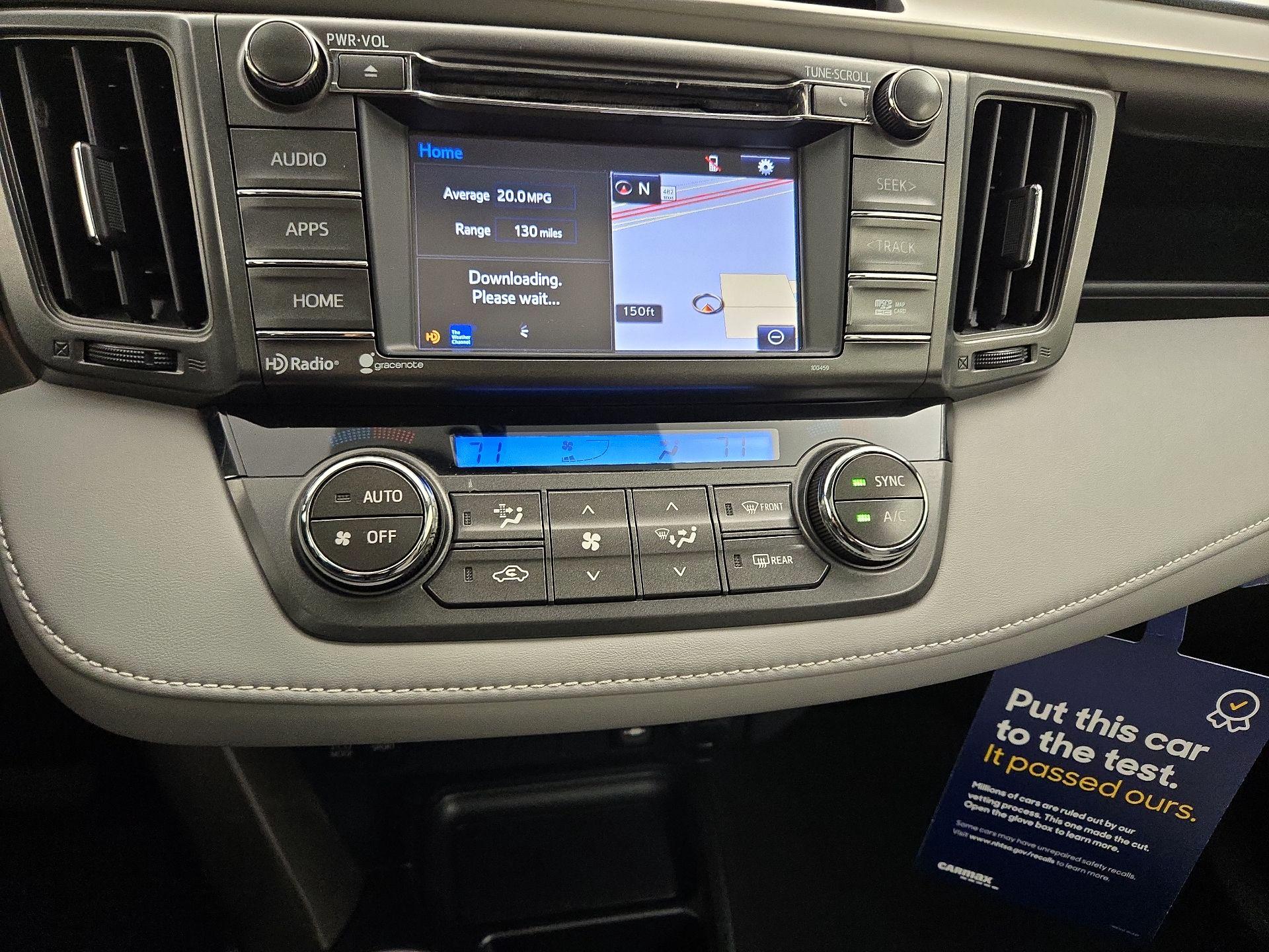 Thumbnail: 2015 Toyota RAV4 - 17