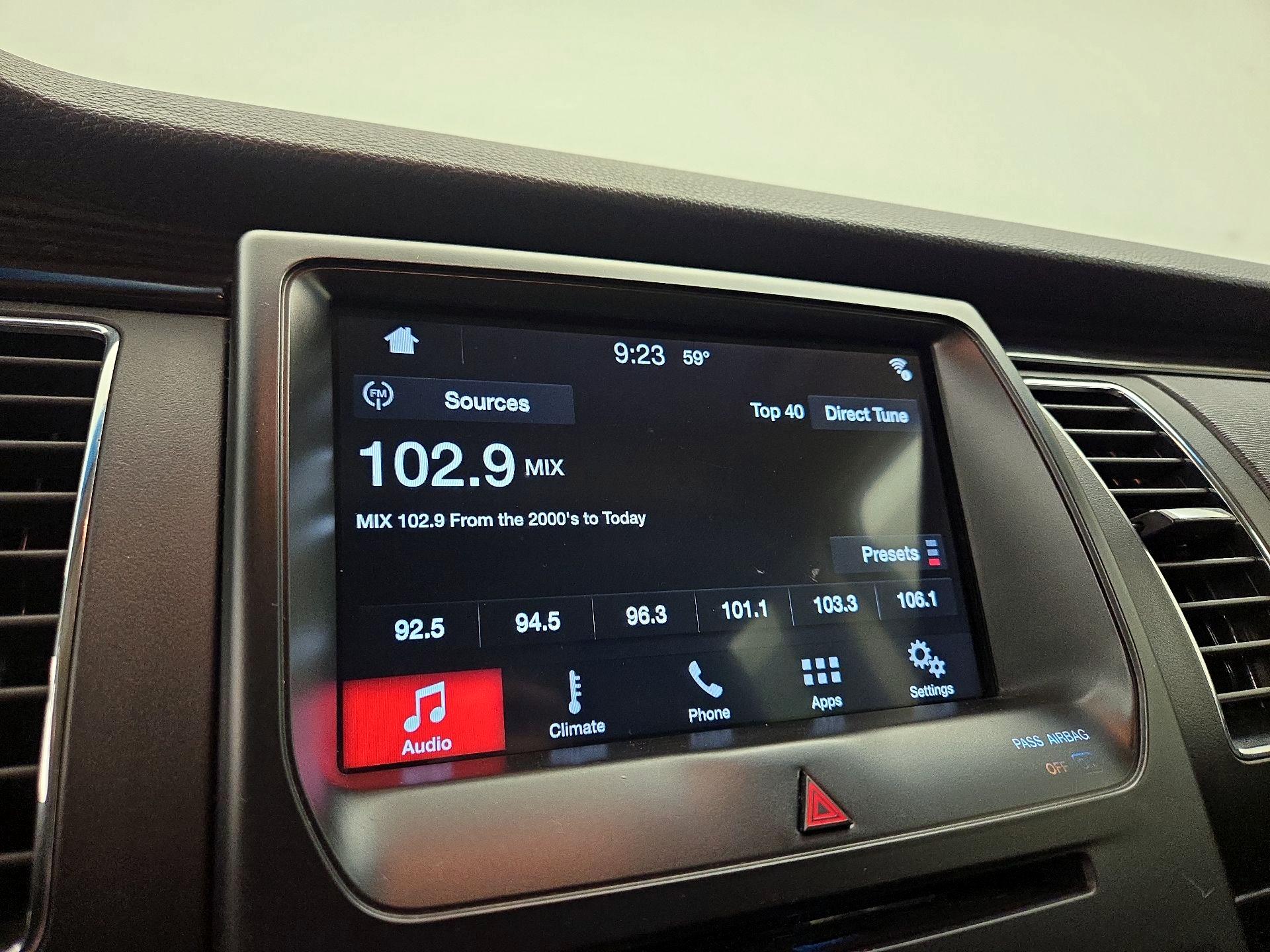 Thumbnail: 2016 Ford Flex - 15