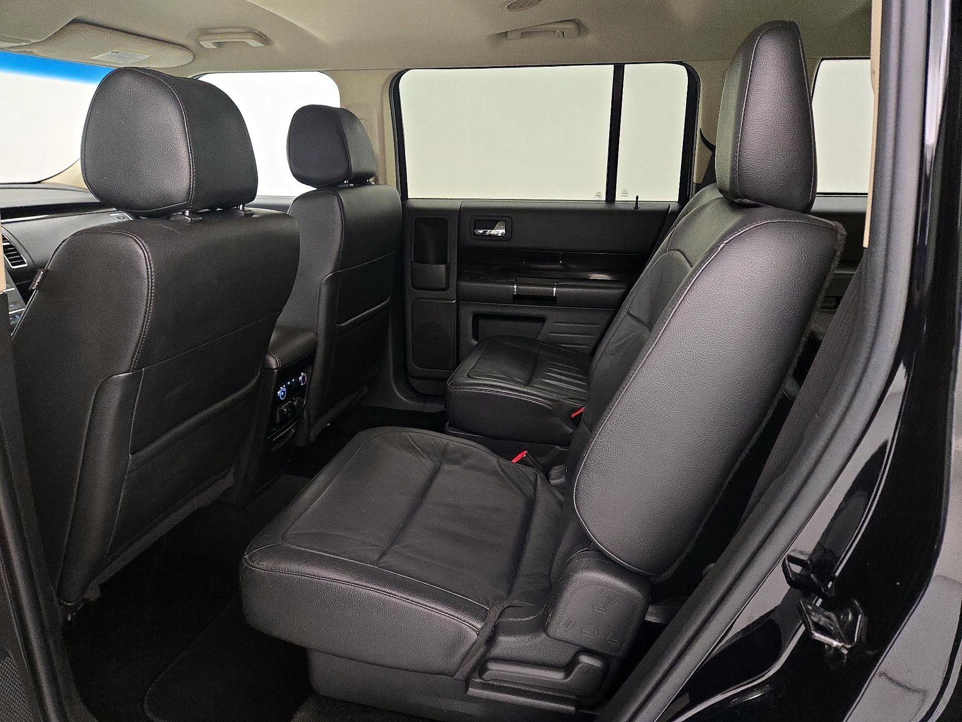 Thumbnail: 2016 Ford Flex - 19