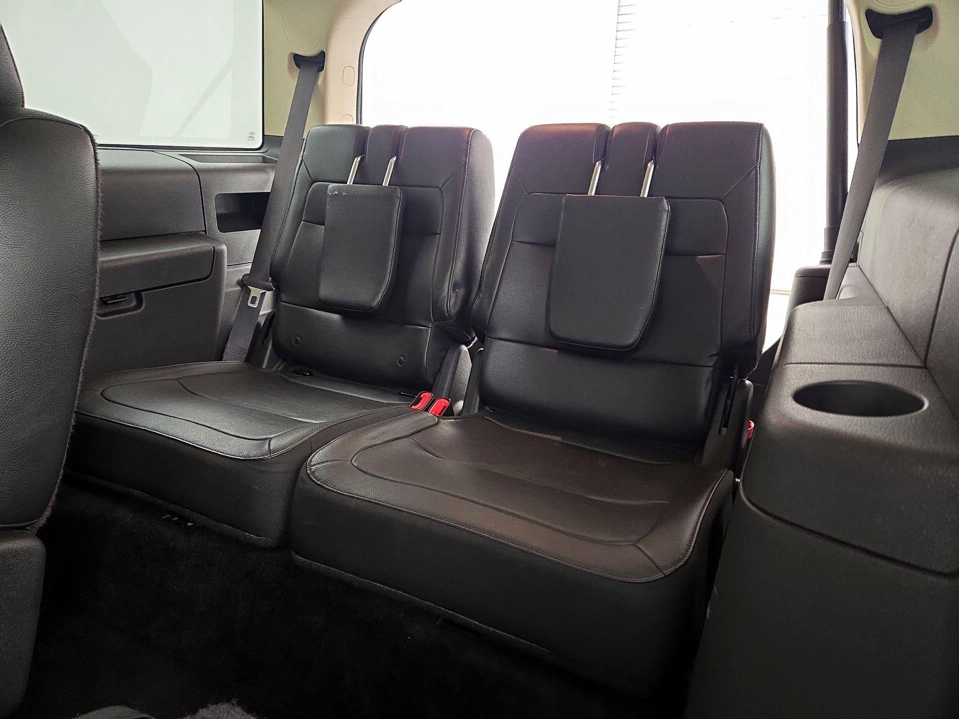 Thumbnail: 2016 Ford Flex - 20