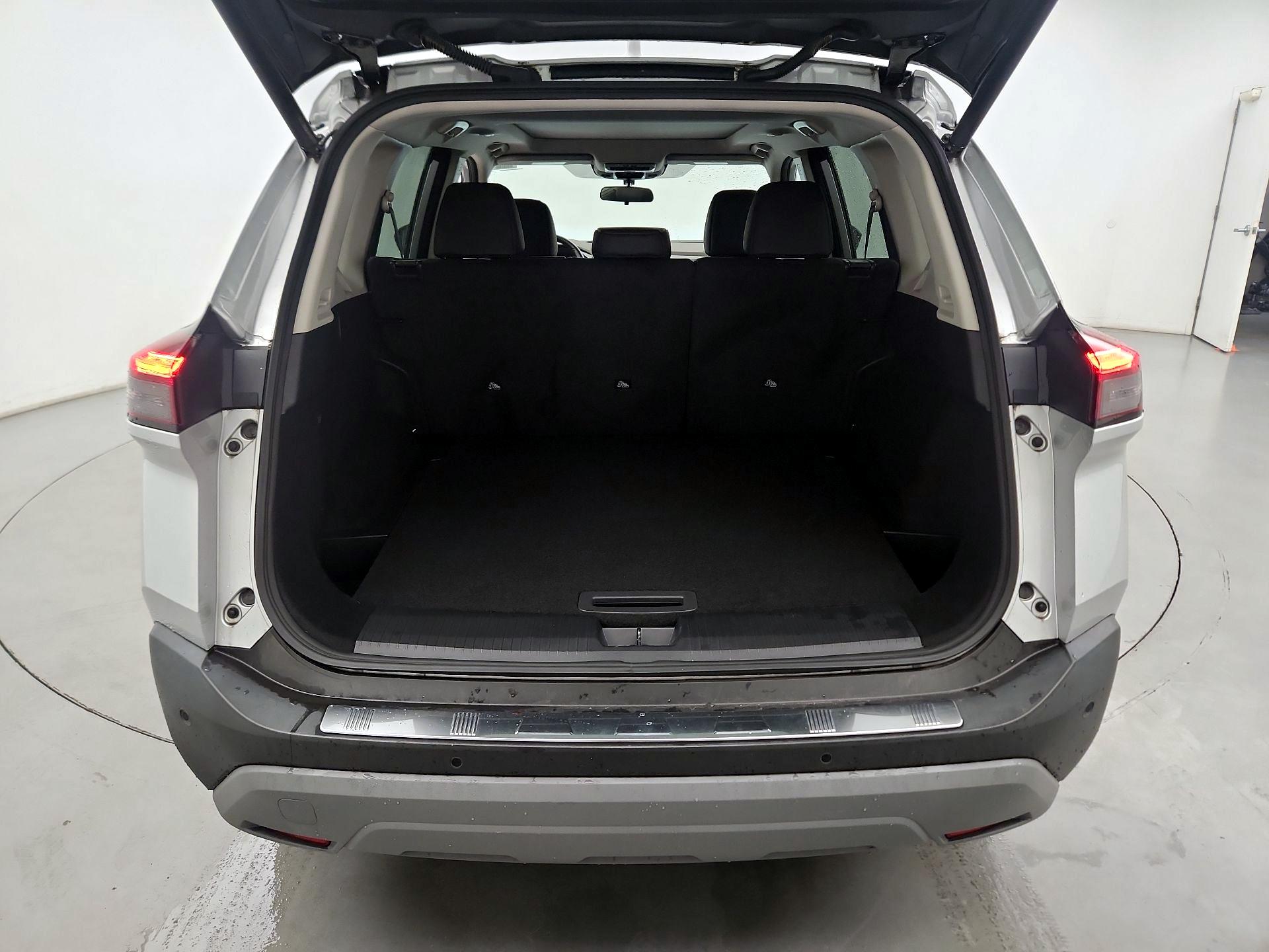 Thumbnail: 2023 Nissan Rogue - 18