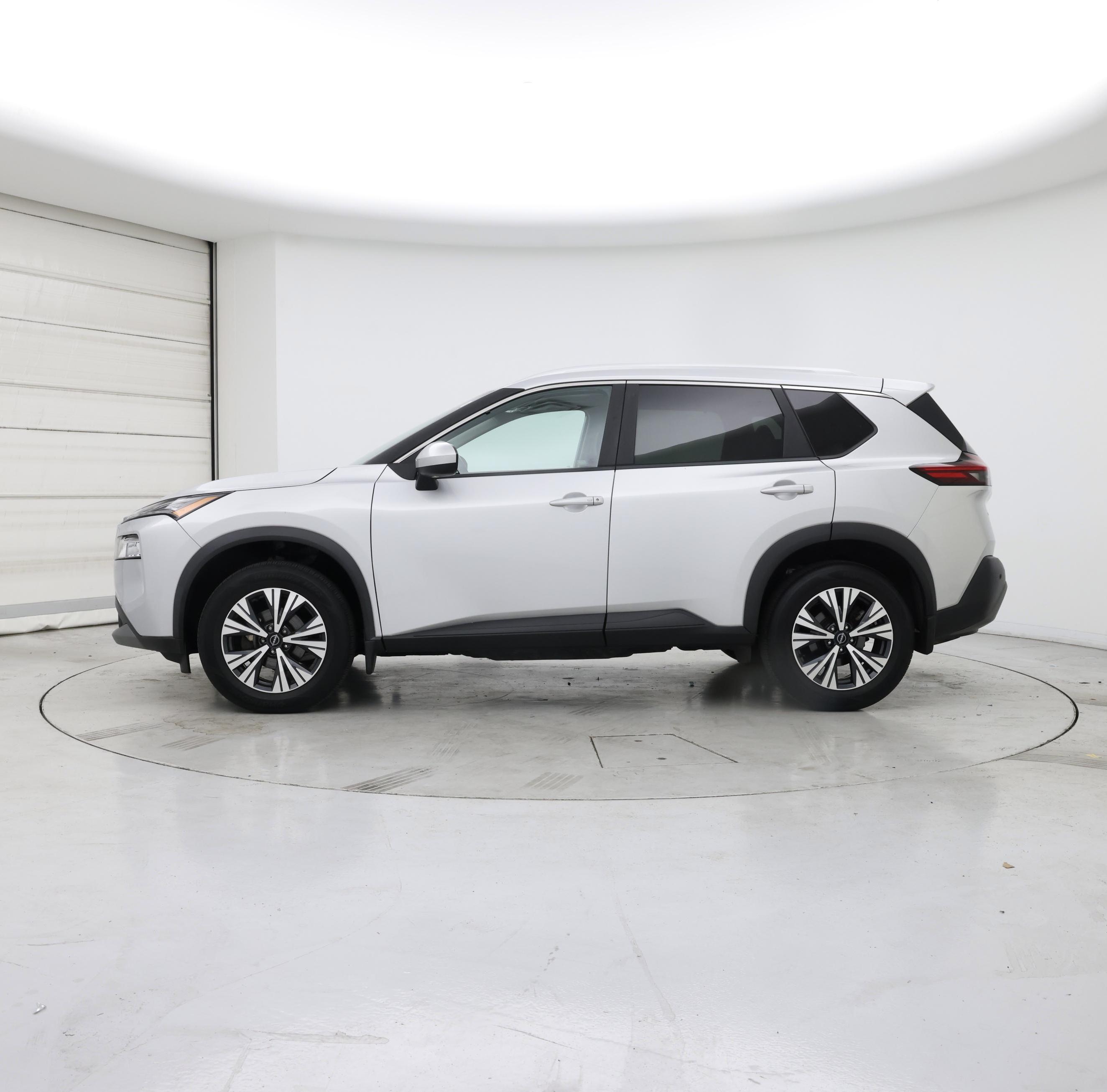 Thumbnail: 2023 Nissan Rogue - 3