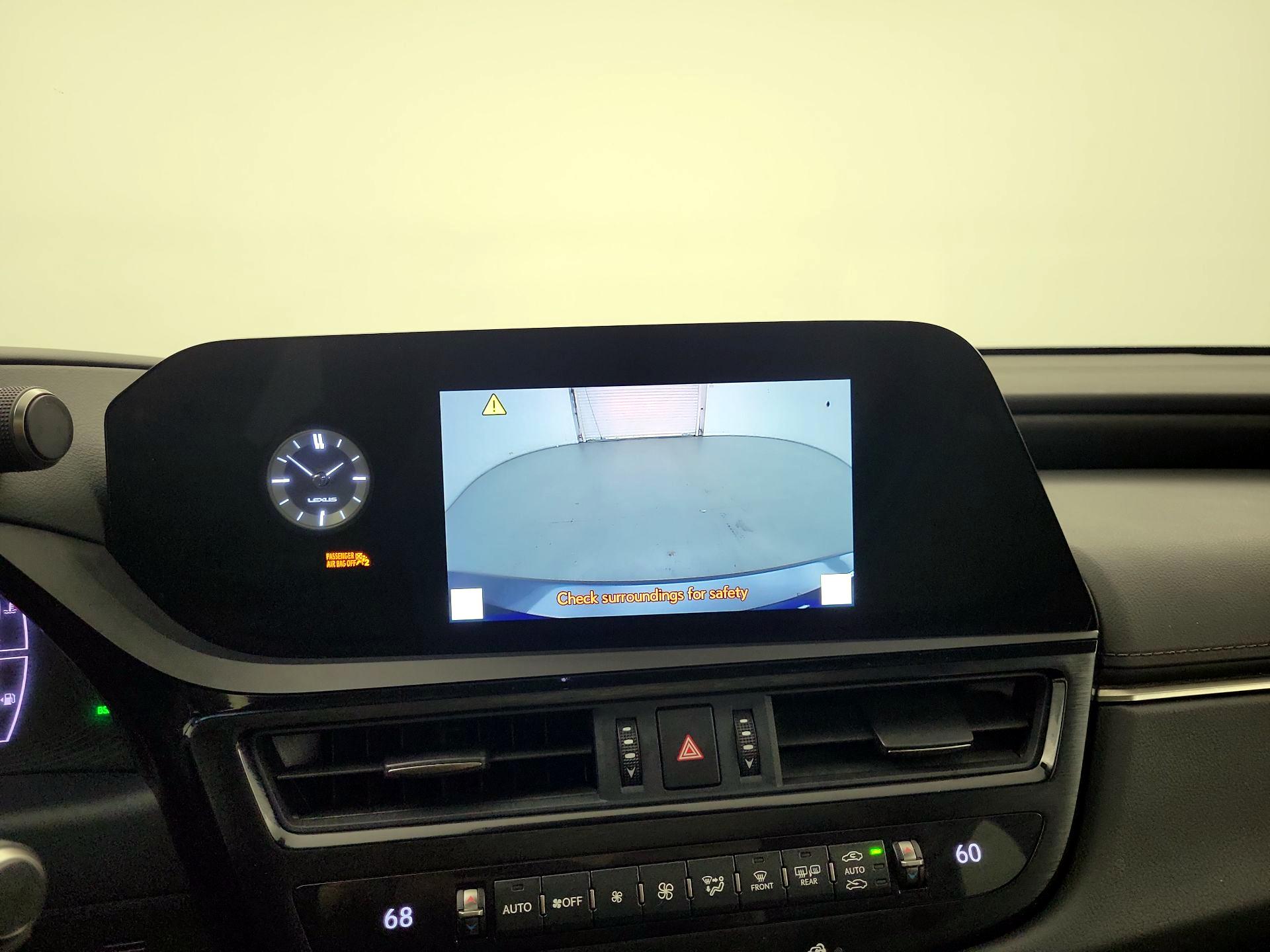 Thumbnail: 2023 Lexus ES - 11