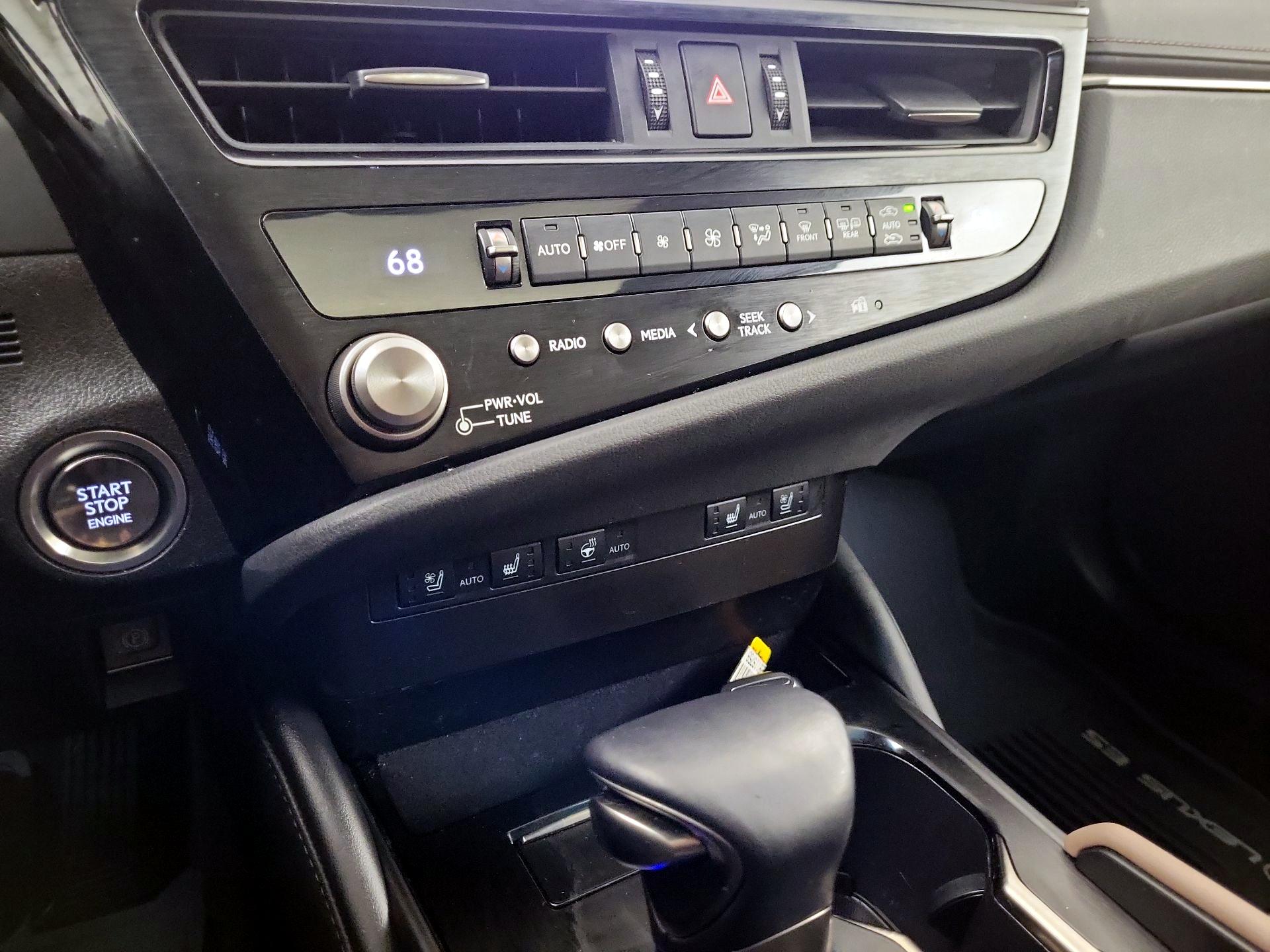 Thumbnail: 2023 Lexus ES - 13