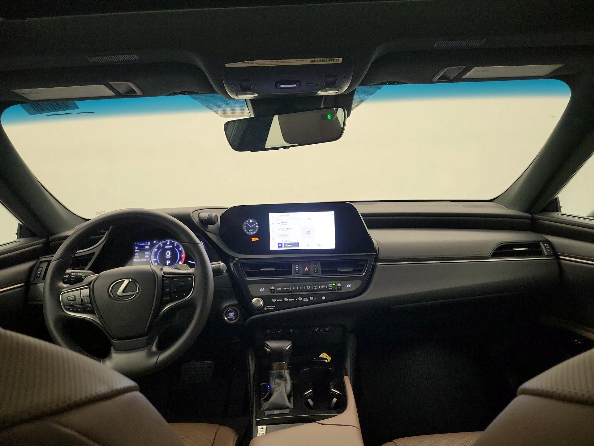 Thumbnail: 2023 Lexus ES - 8