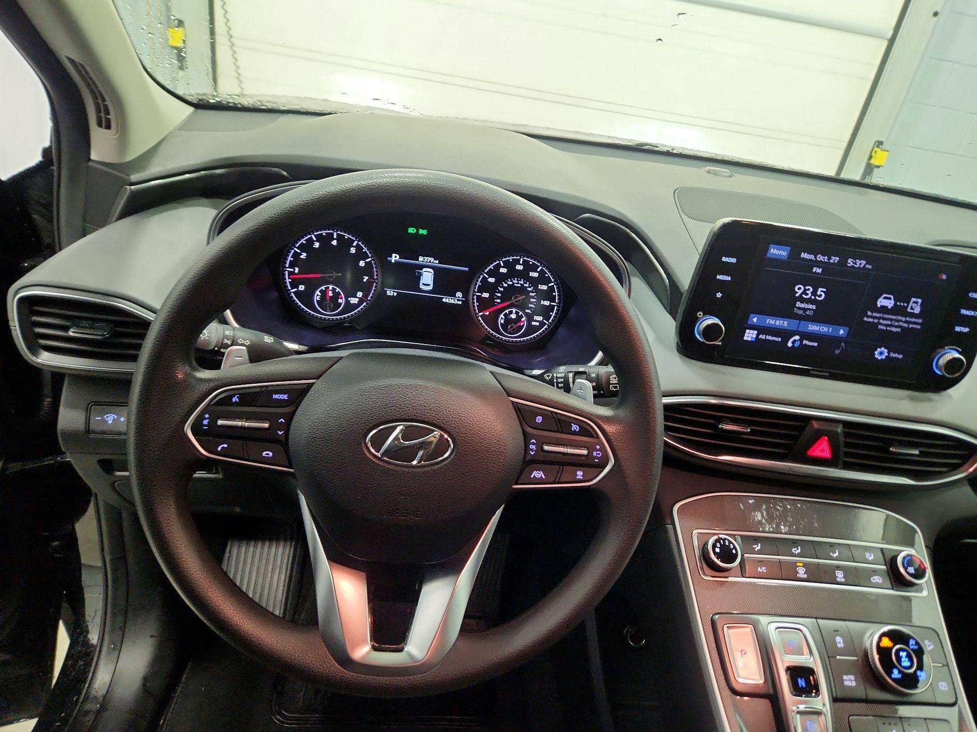 Thumbnail: 2022 Hyundai Santa Fe - 10