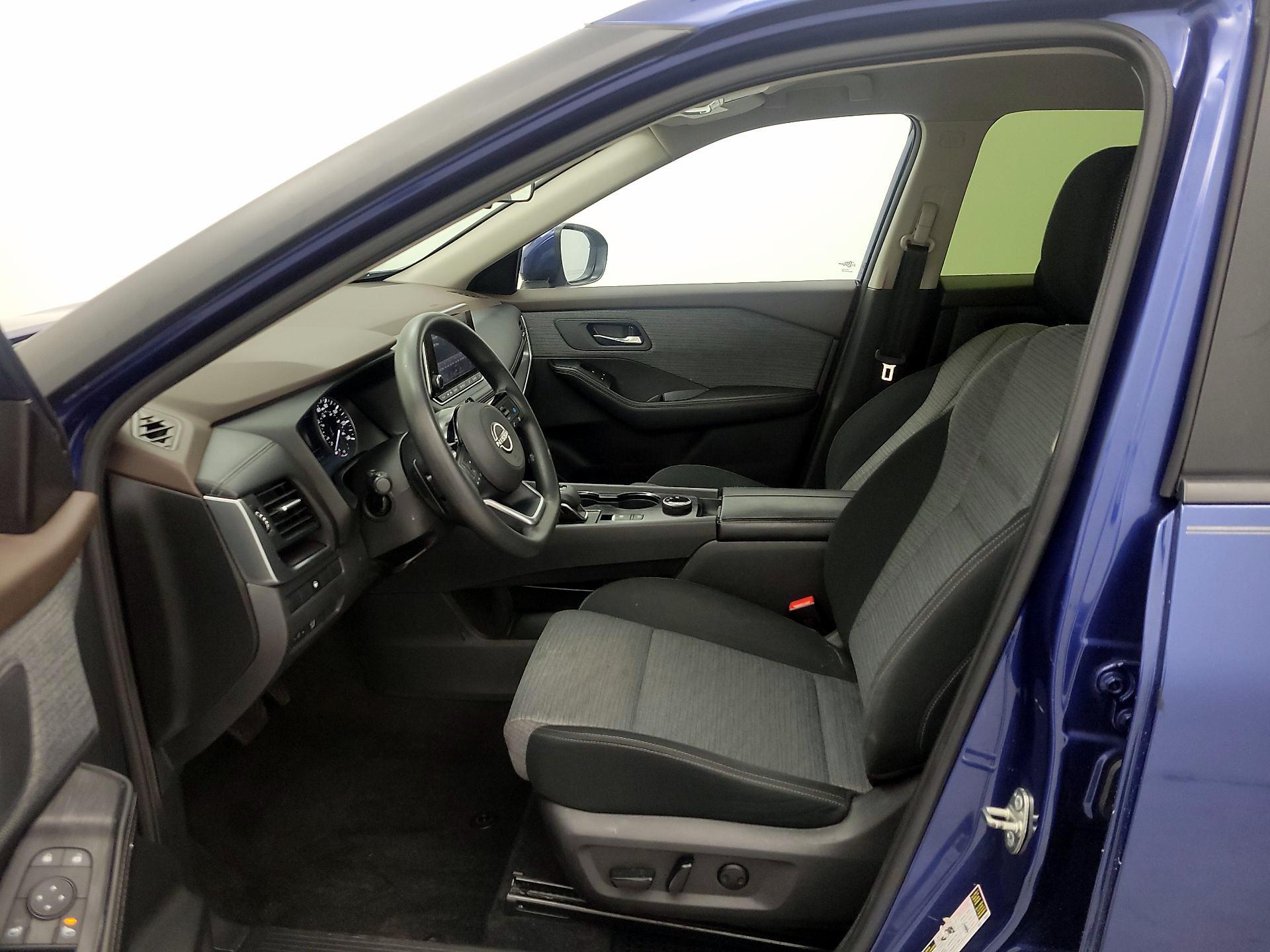 Thumbnail: 2023 Nissan Rogue - 11