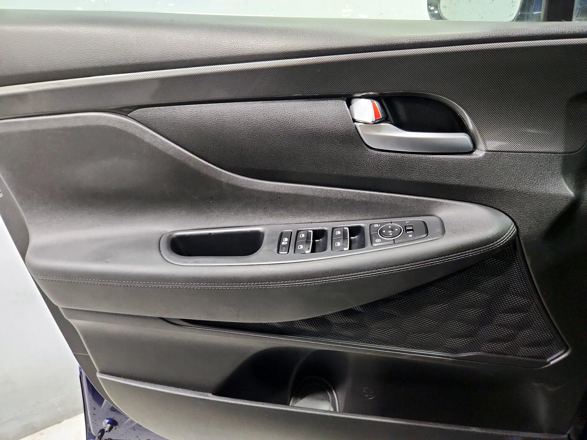 Thumbnail: 2023 Hyundai Santa Fe - 12