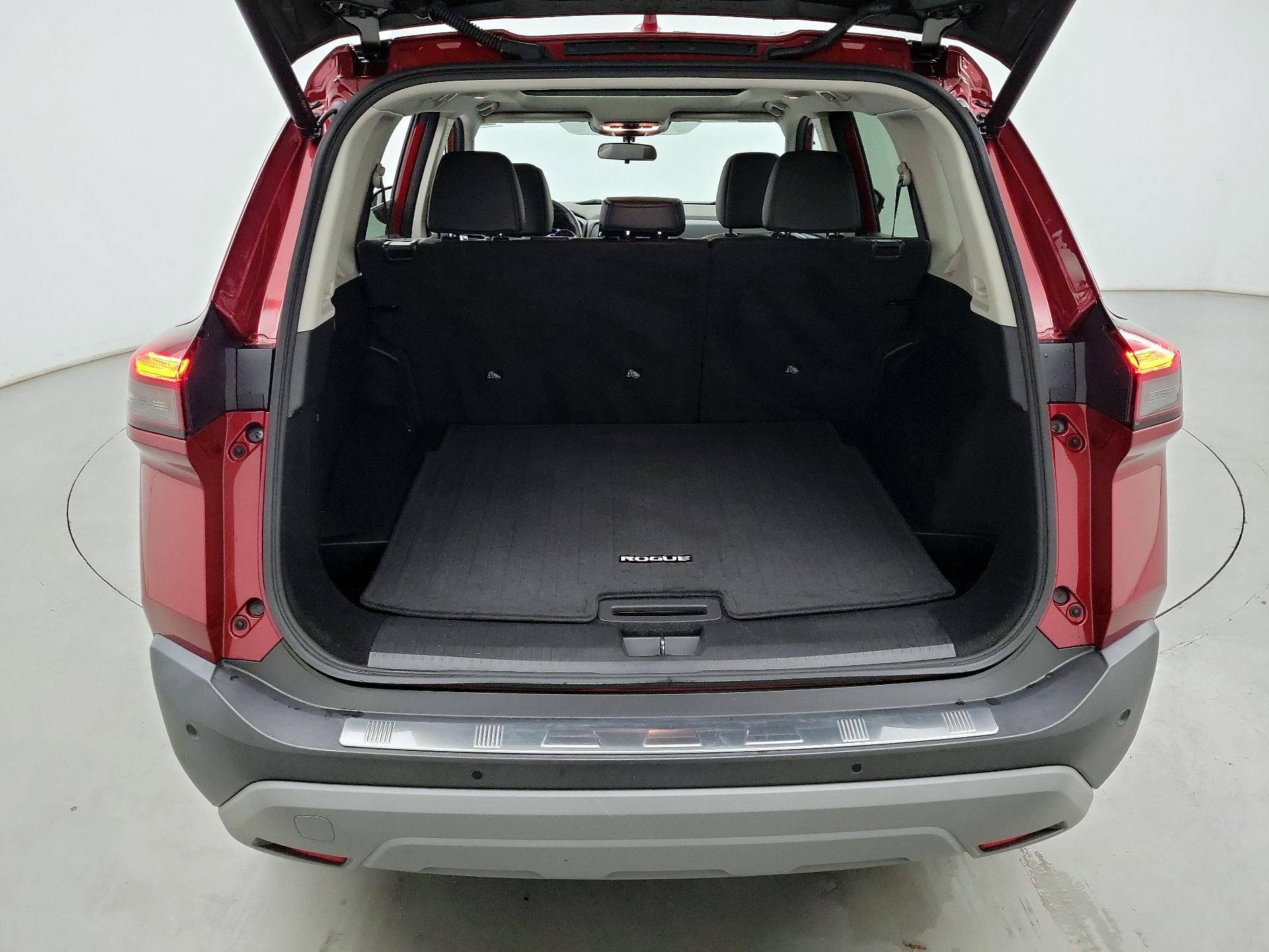 Thumbnail: 2023 Nissan Rogue - 18