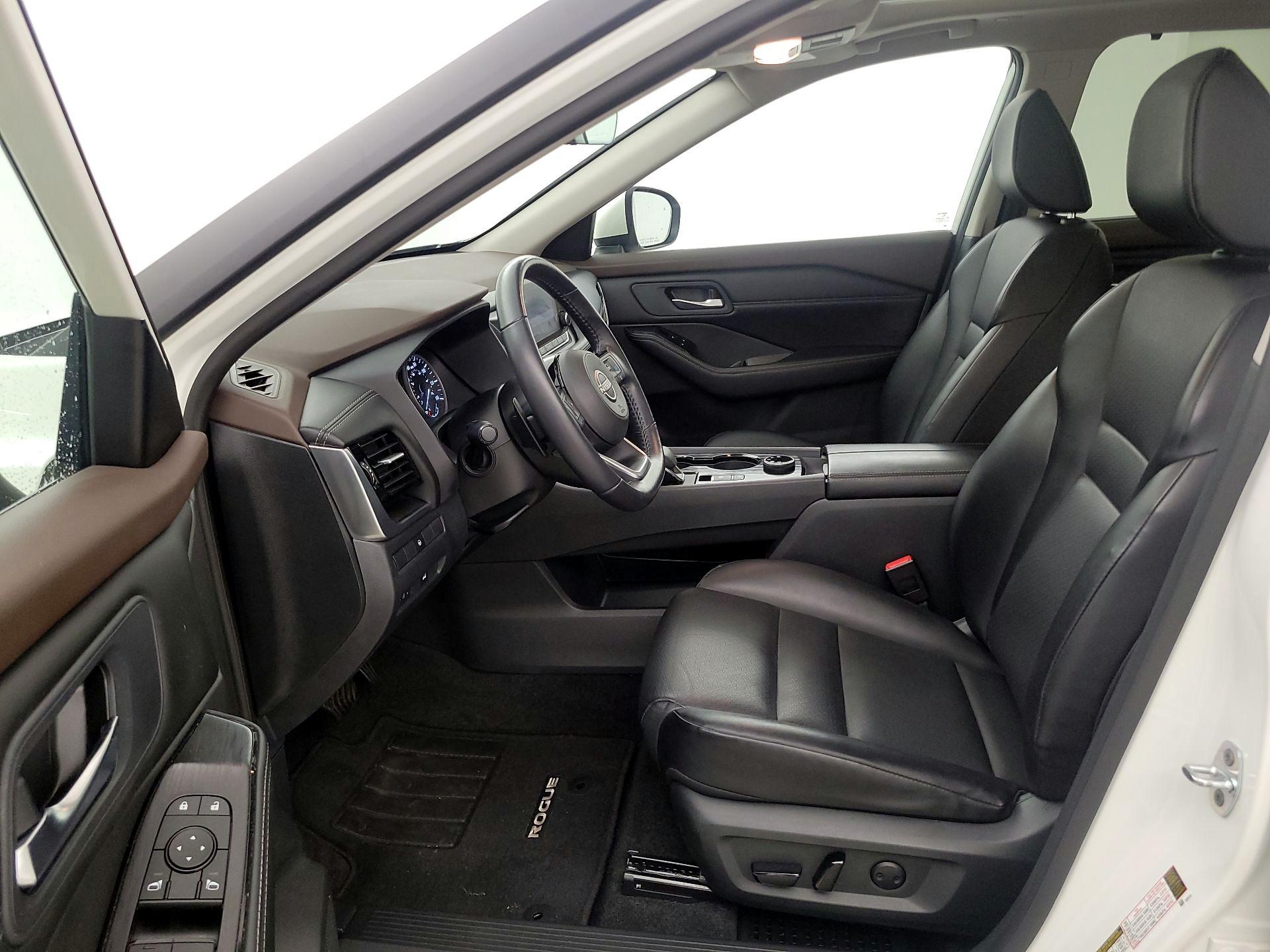 Thumbnail: 2023 Nissan Rogue - 11