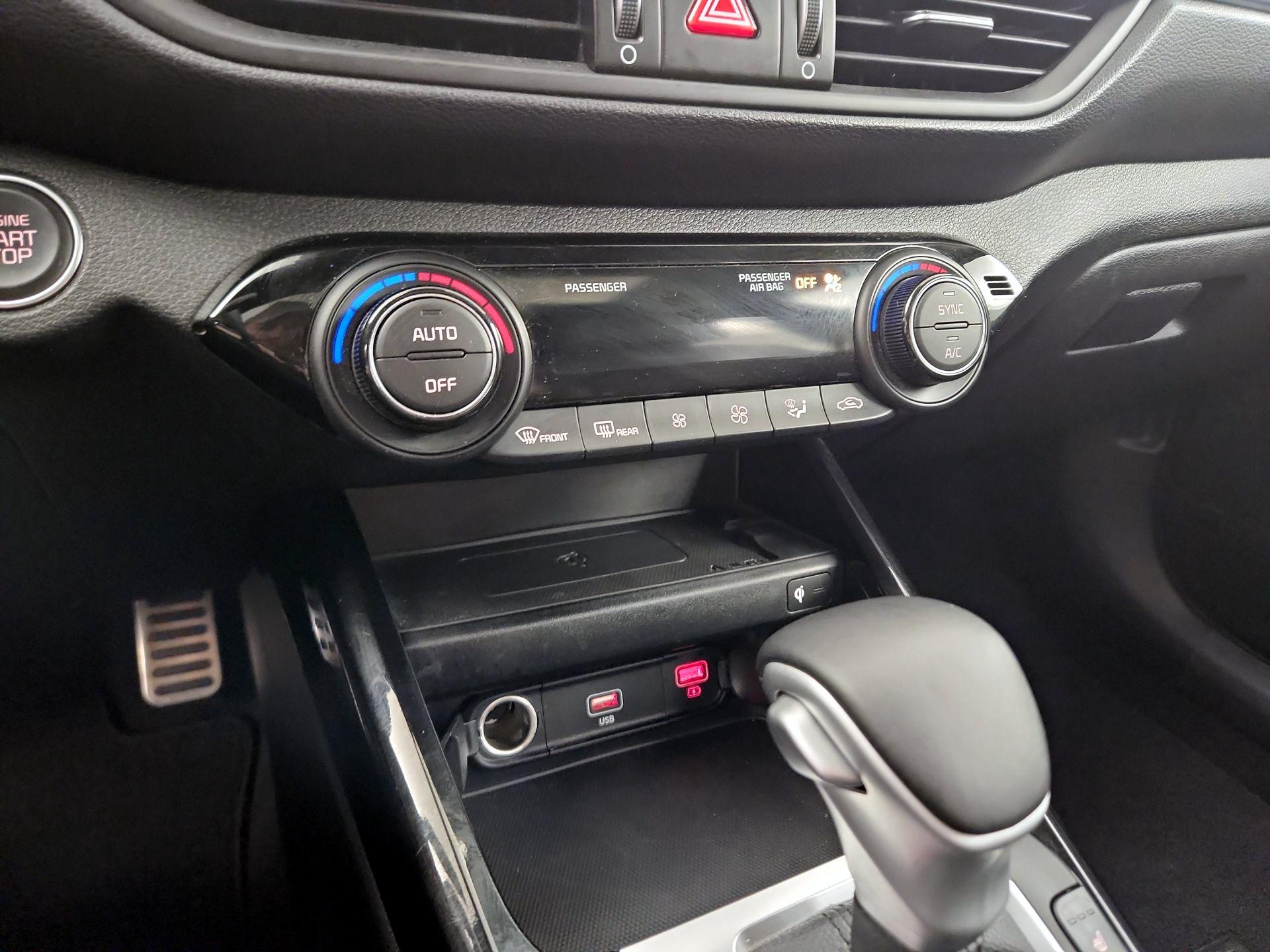 Thumbnail: 2023 Kia Forte - 15