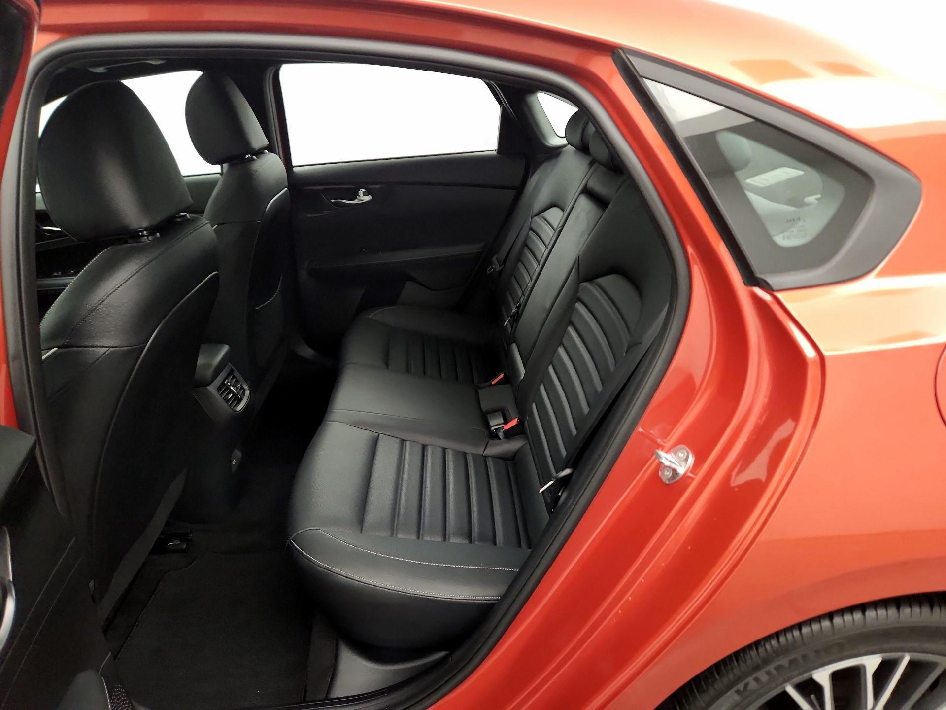 Thumbnail: 2023 Kia Forte - 19