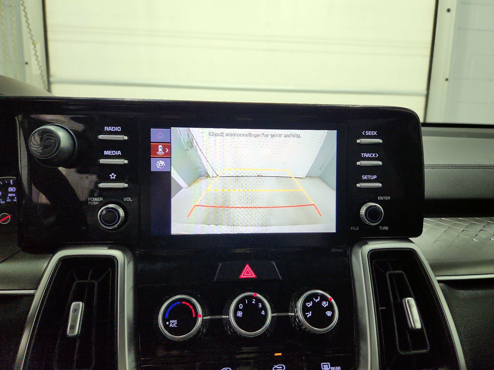 Thumbnail: 2022 Kia Sorento - 14