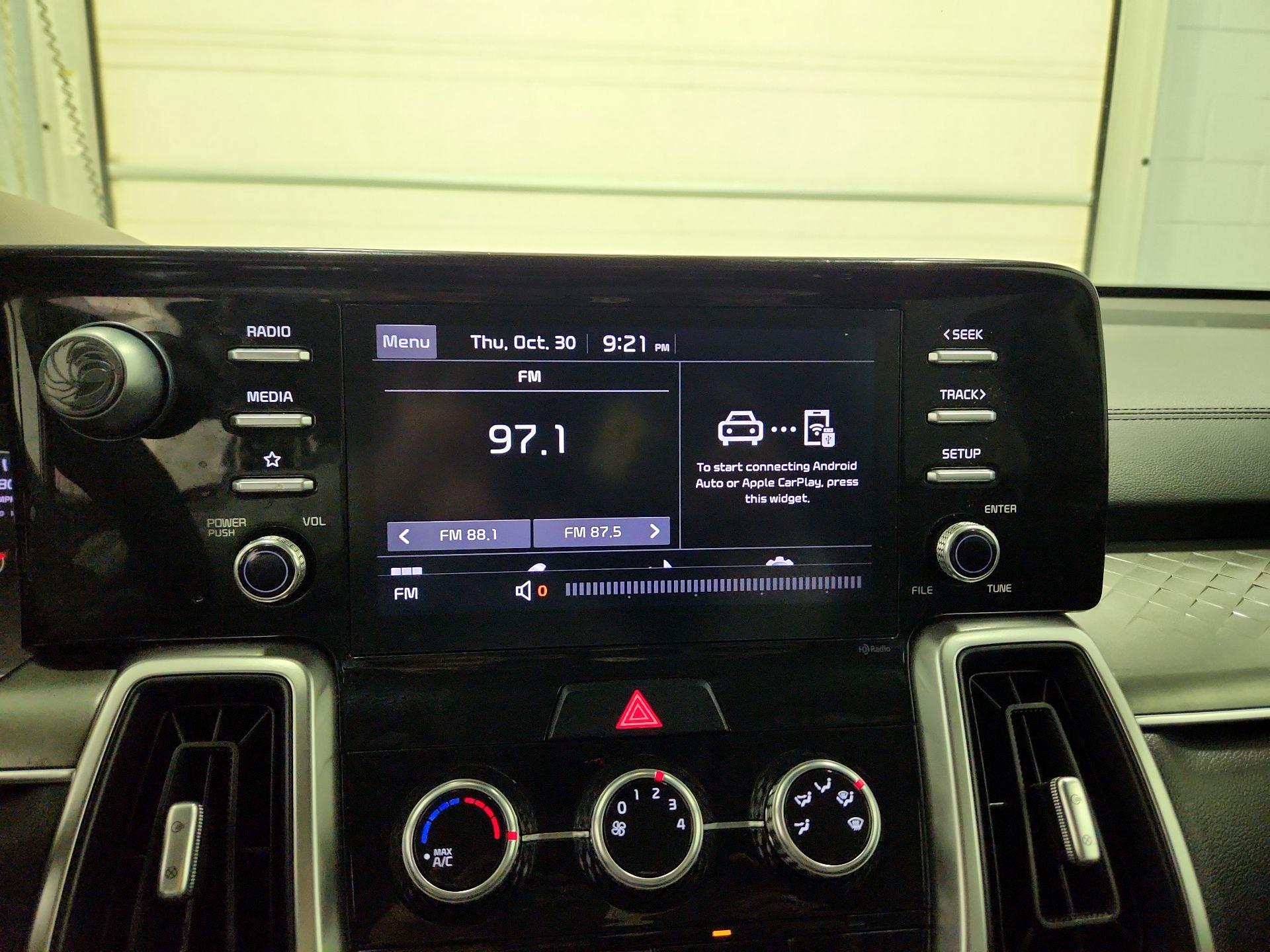 Thumbnail: 2022 Kia Sorento - 15