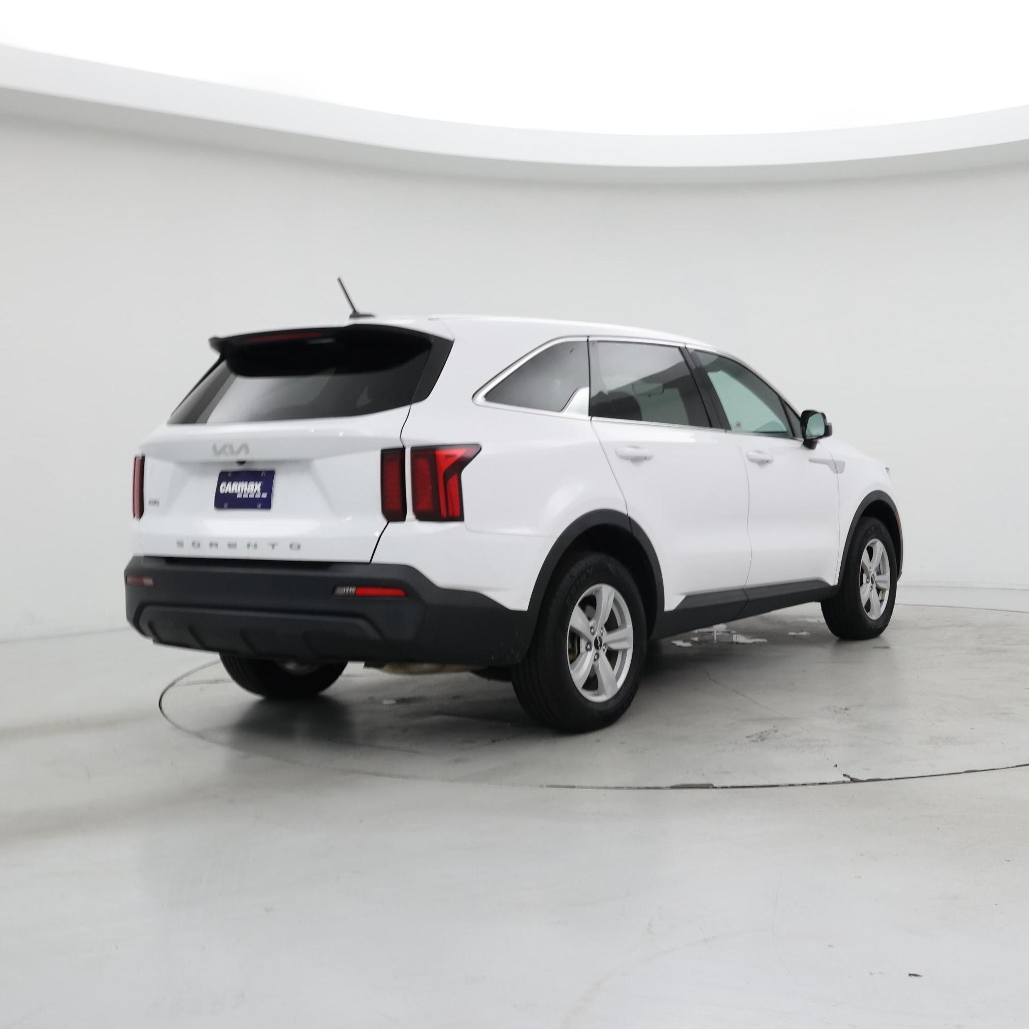 Thumbnail: 2022 Kia Sorento - 8