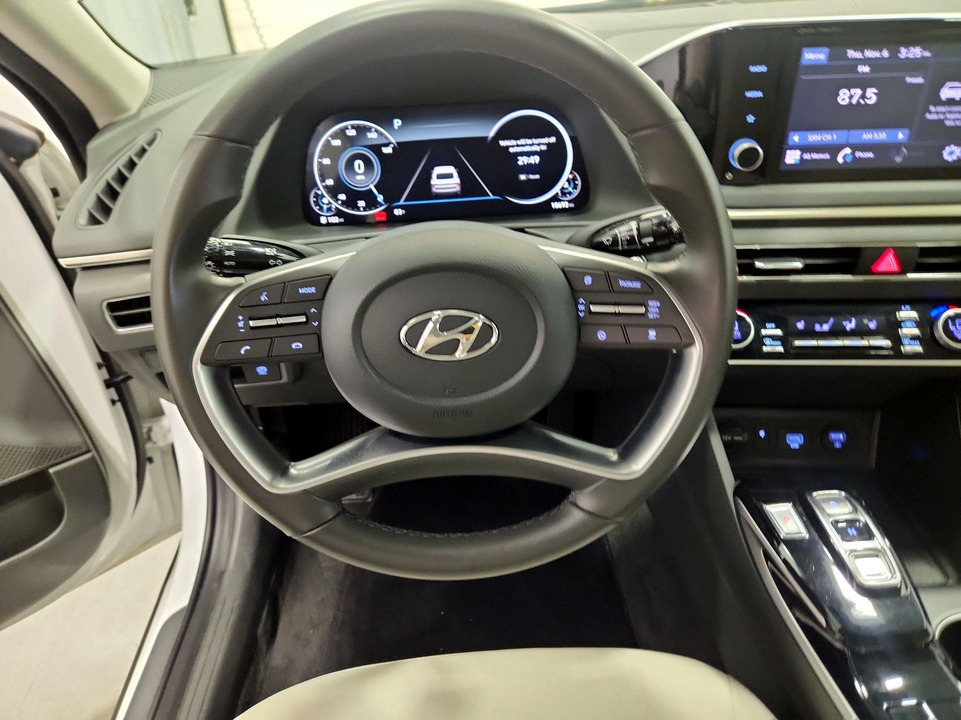 Thumbnail: 2022 Hyundai Sonata - 10