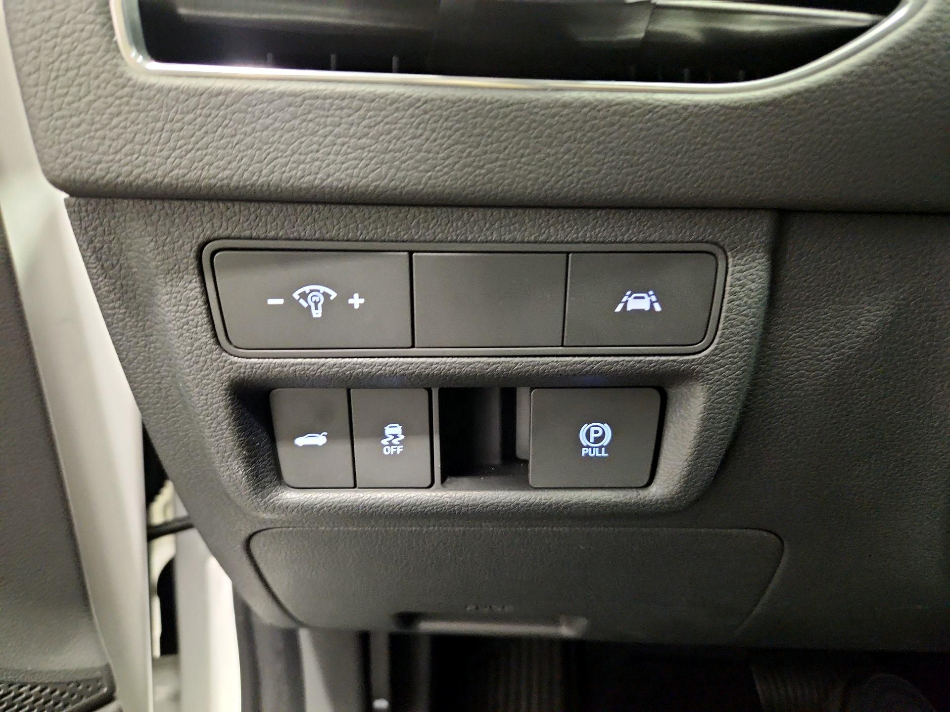 Thumbnail: 2022 Hyundai Sonata - 13