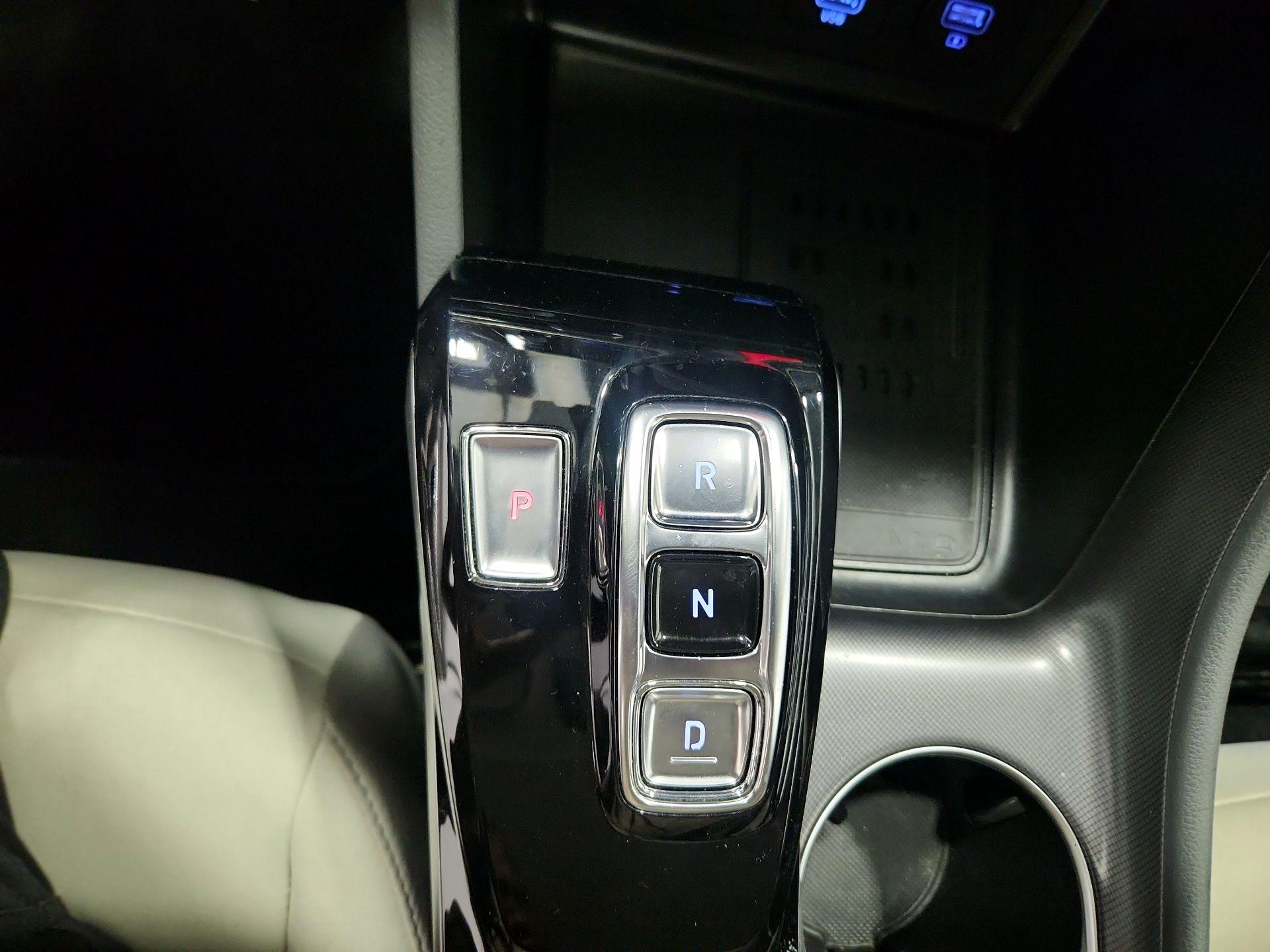 Thumbnail: 2022 Hyundai Sonata - 16