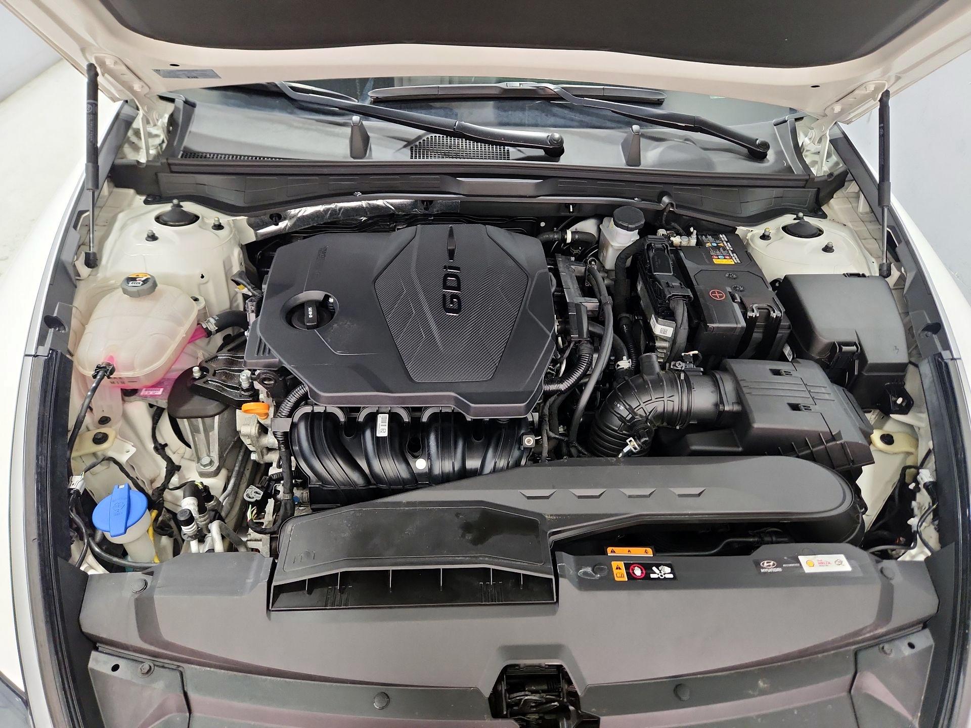 Thumbnail: 2022 Hyundai Sonata - 20