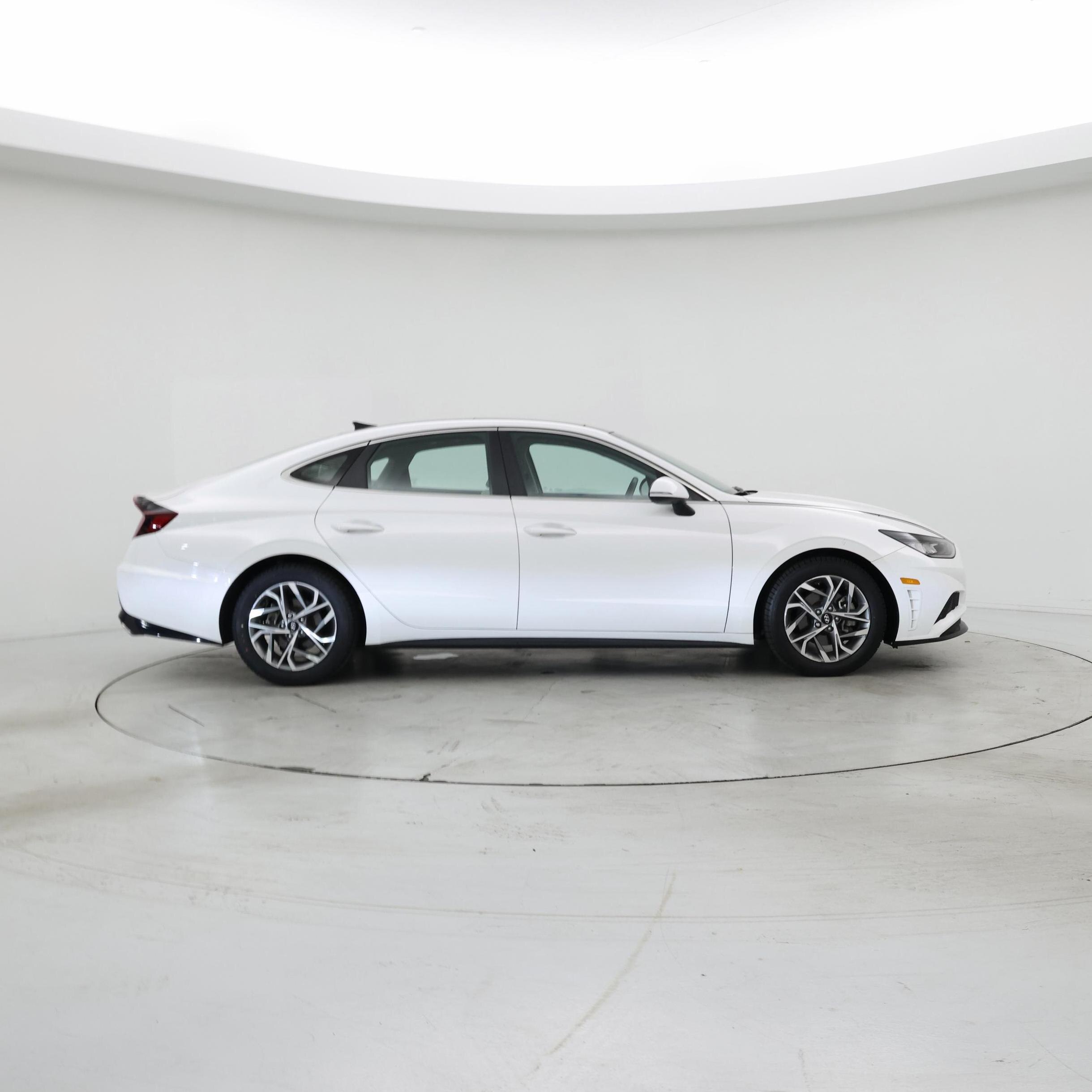 Thumbnail: 2022 Hyundai Sonata - 7