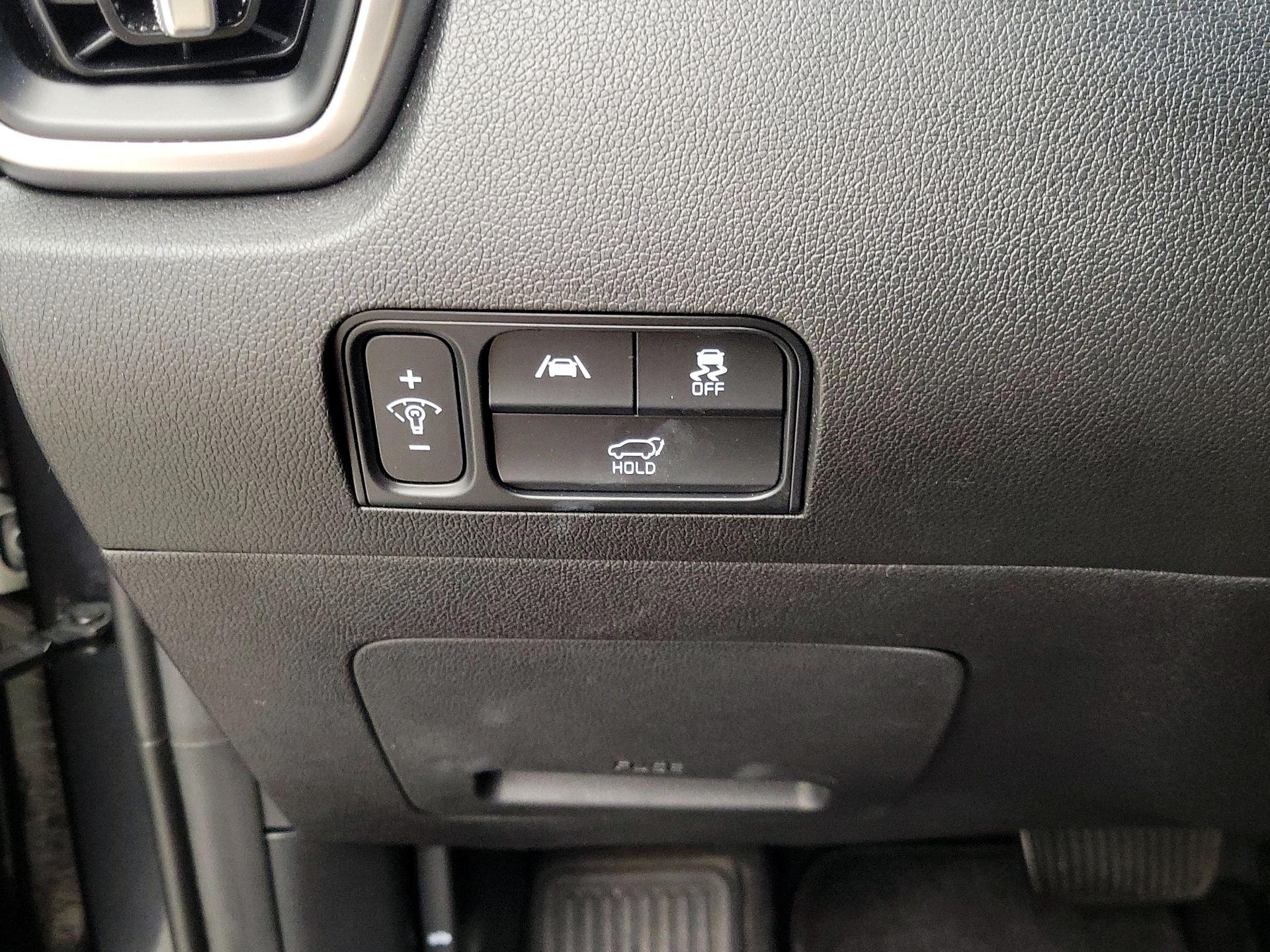 Thumbnail: 2022 Kia Sorento - 13