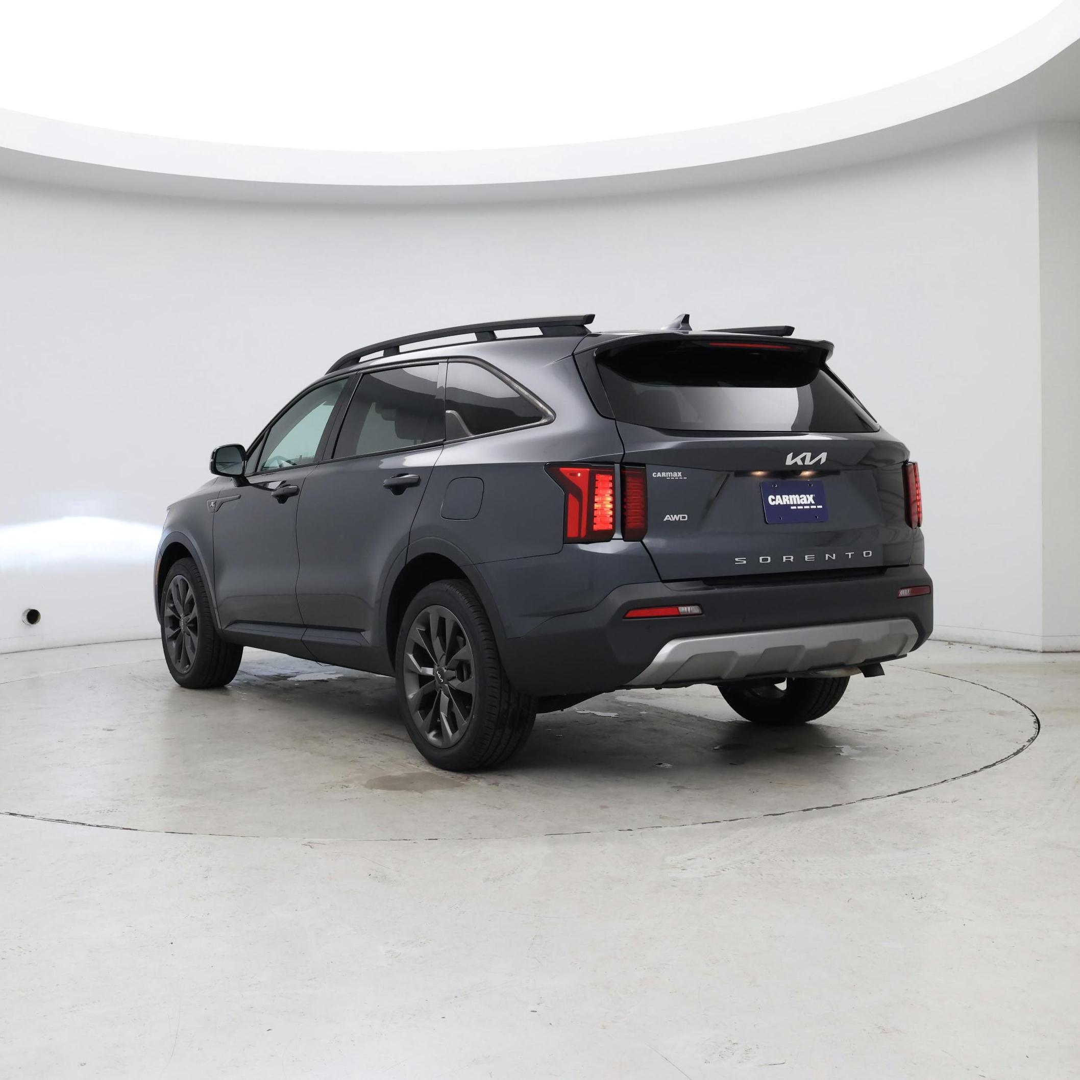 Thumbnail: 2022 Kia Sorento - 2