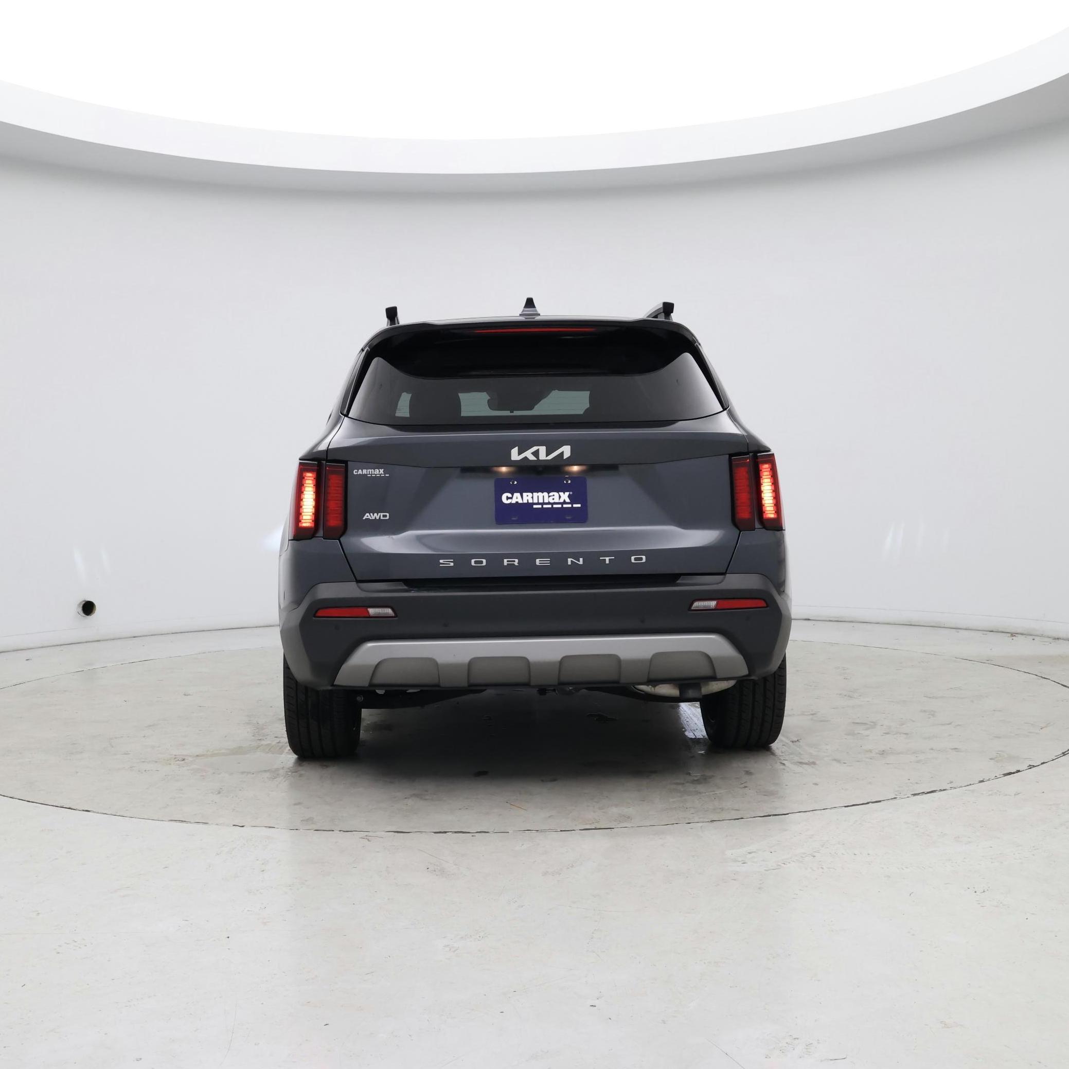 Thumbnail: 2022 Kia Sorento - 6