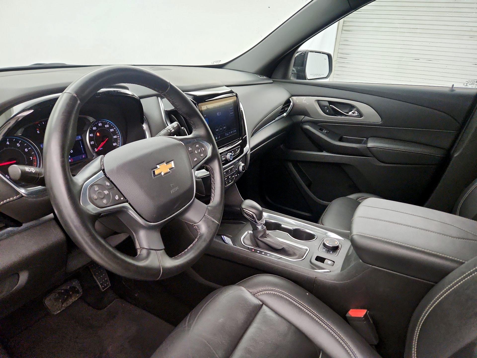 Thumbnail: 2023 Chevrolet Traverse - 11