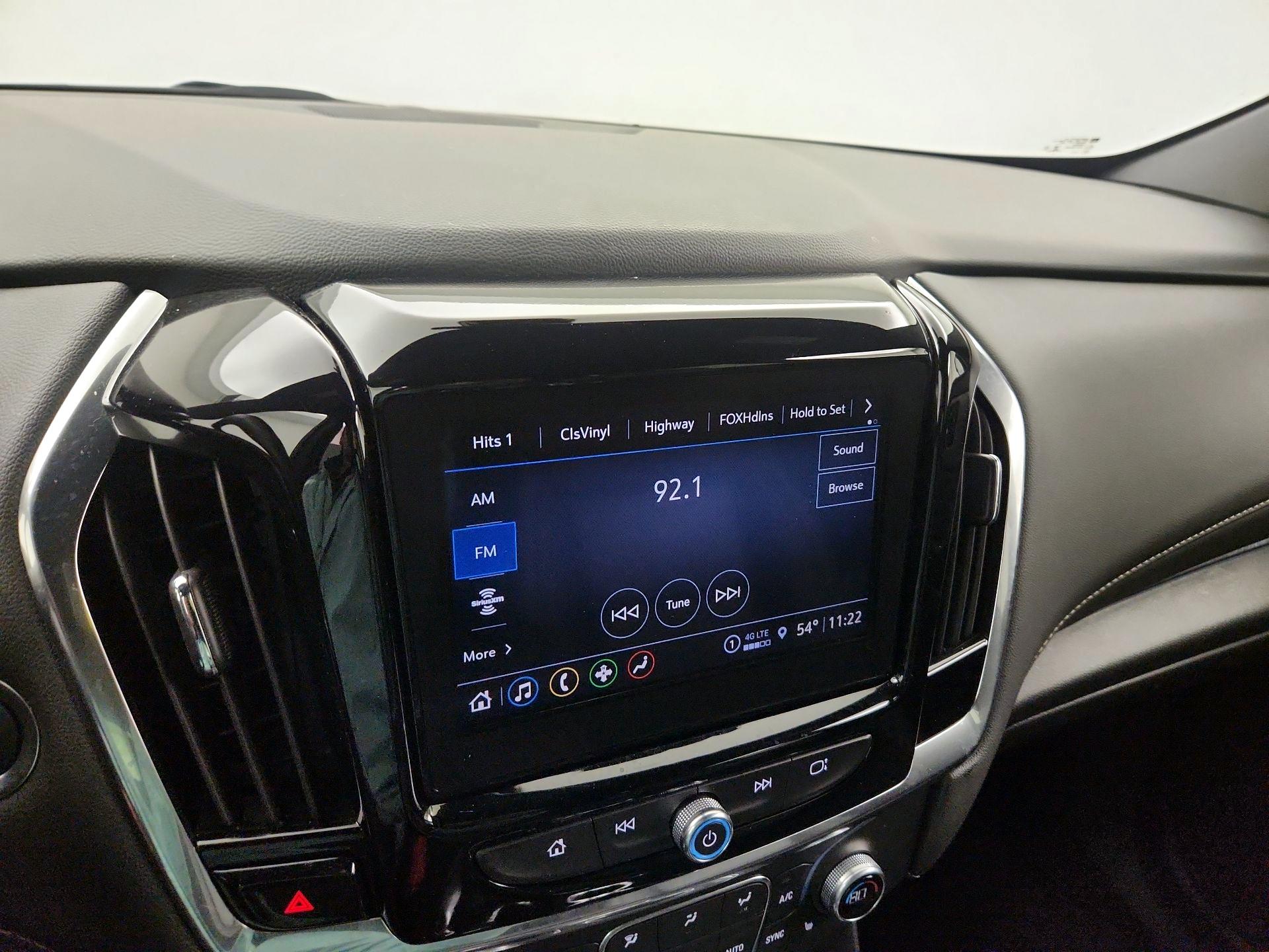 Thumbnail: 2023 Chevrolet Traverse - 16