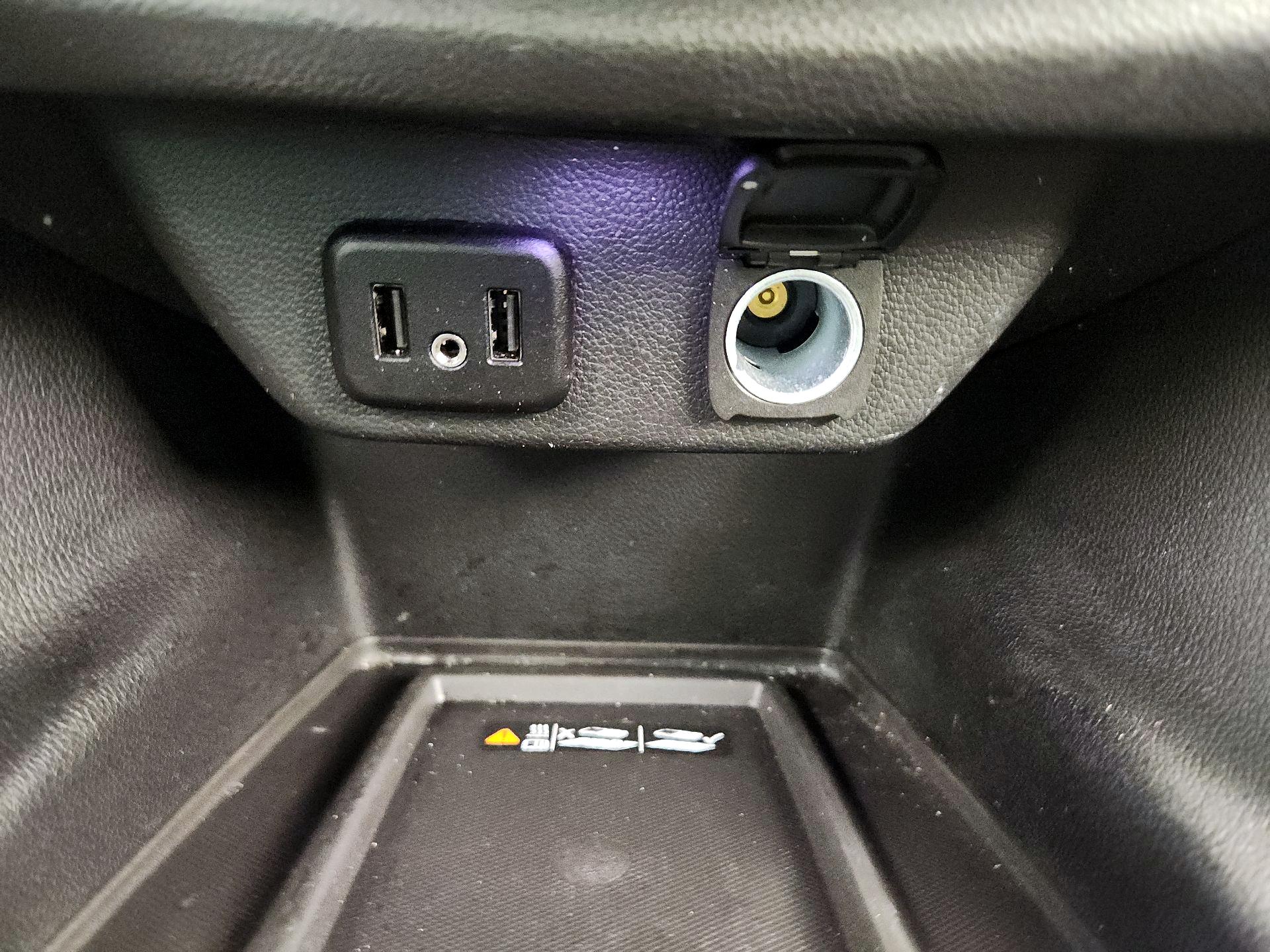 Thumbnail: 2023 Chevrolet Traverse - 19