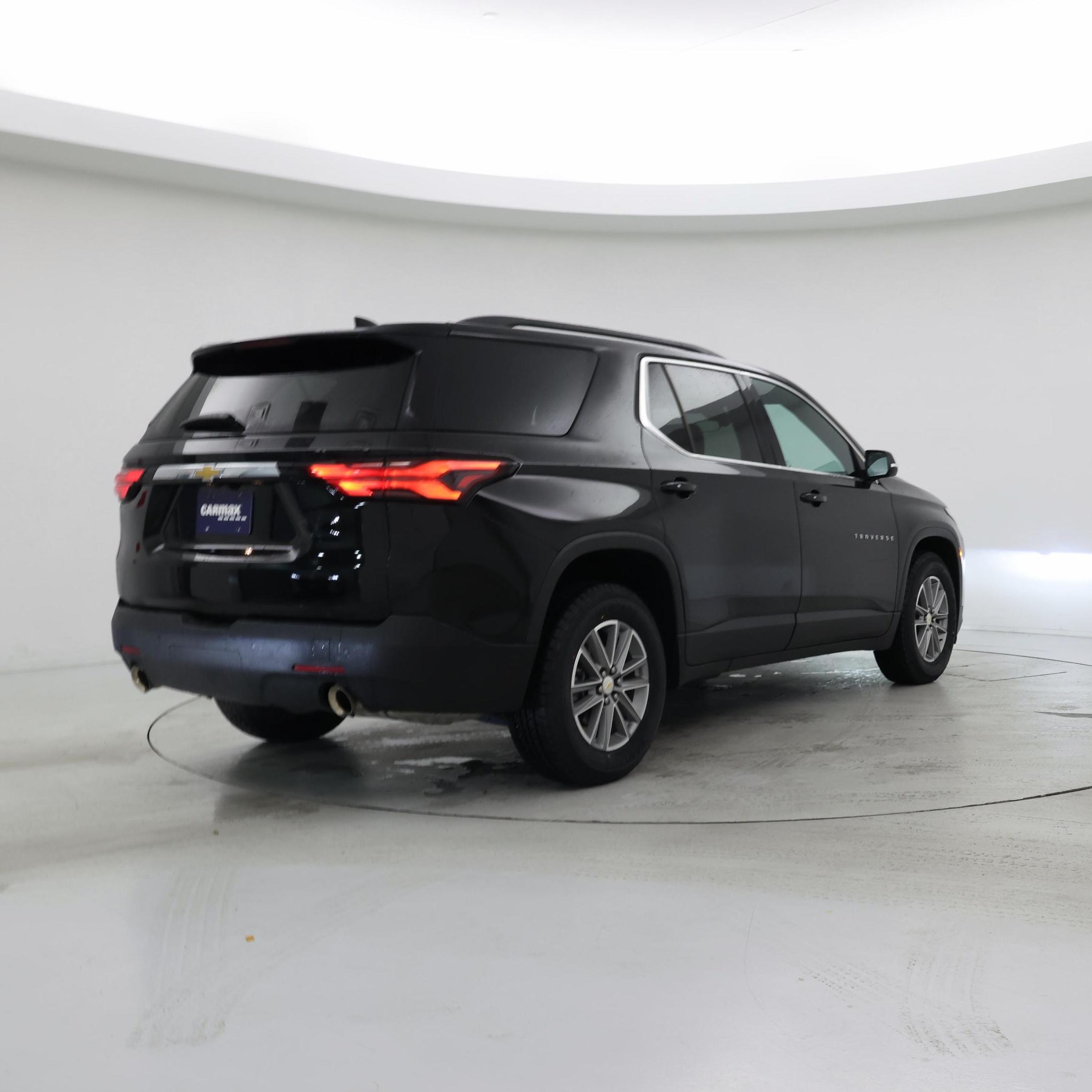 Thumbnail: 2023 Chevrolet Traverse - 8
